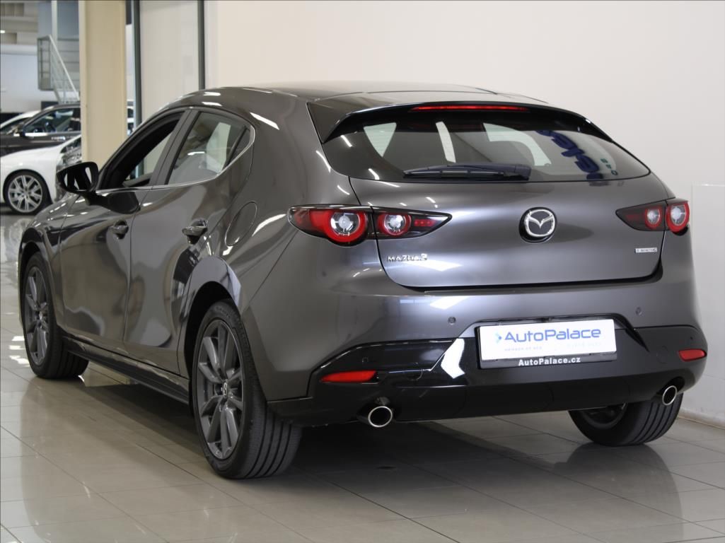 Mazda 3, 2,0 G120 PLUS 1.maj. 6L-Zár. - fotka 3