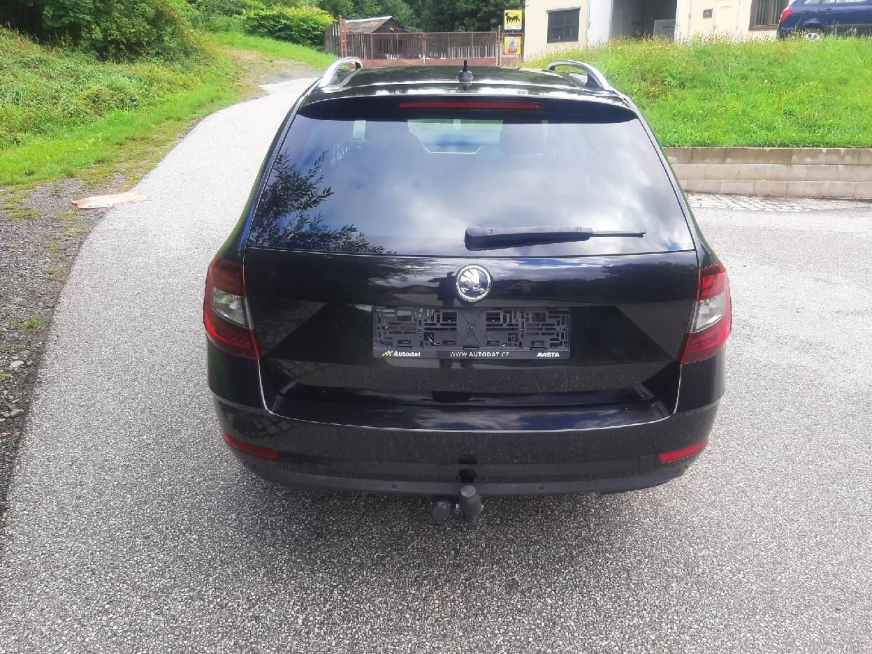 Škoda Octavia, Ambition, pouze  84.000km! - fotka 4