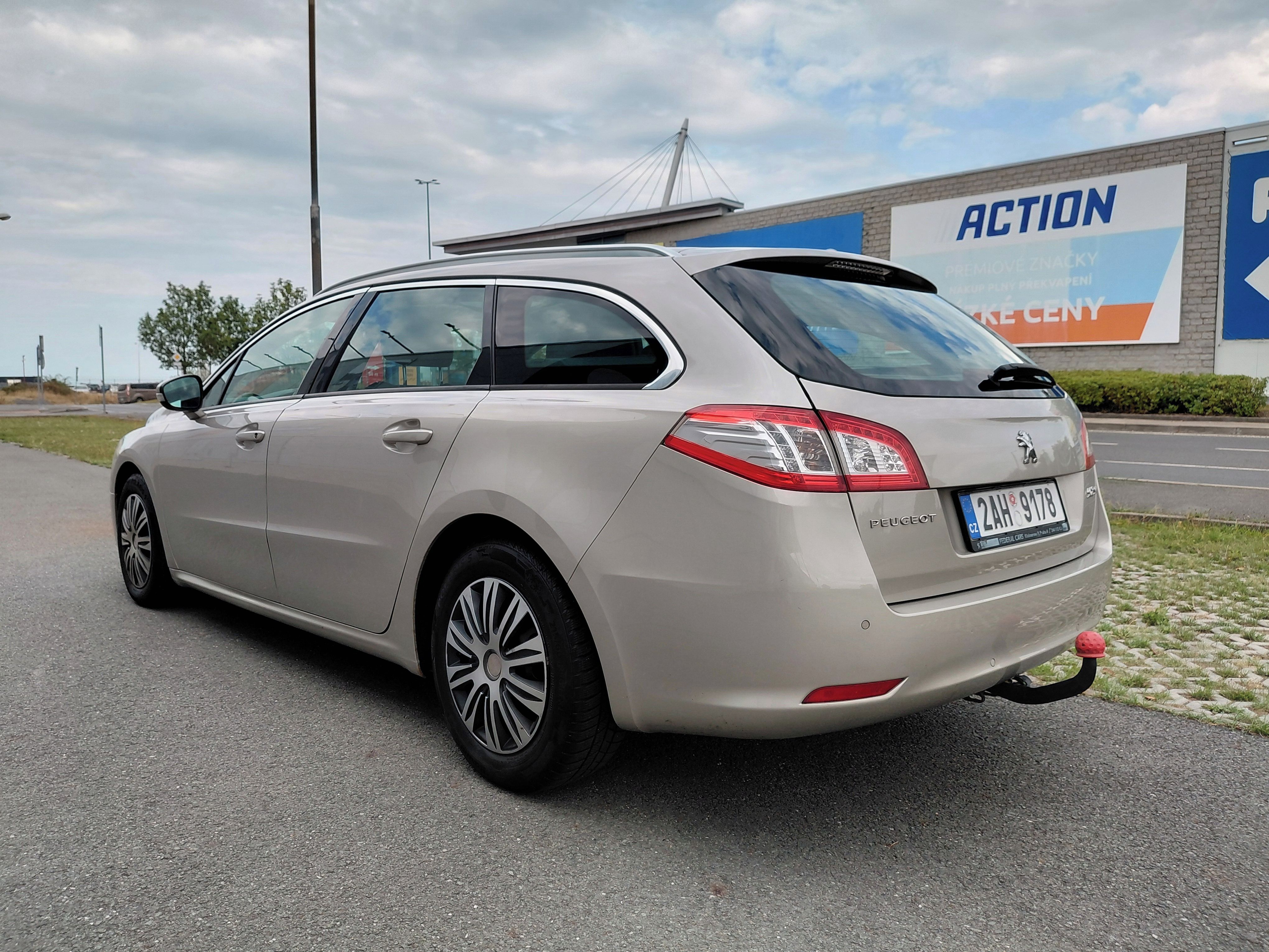 Peugeot 508, 2.0HDI 103KW 2.MAJ SPOLEHLIVÉ - fotka 5