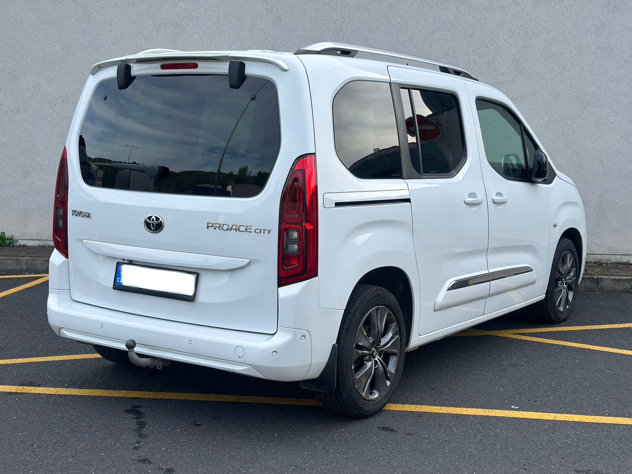 Toyota Proace, 1,5D,tažné,kessy,1.maj.čr,DPH - fotka 4