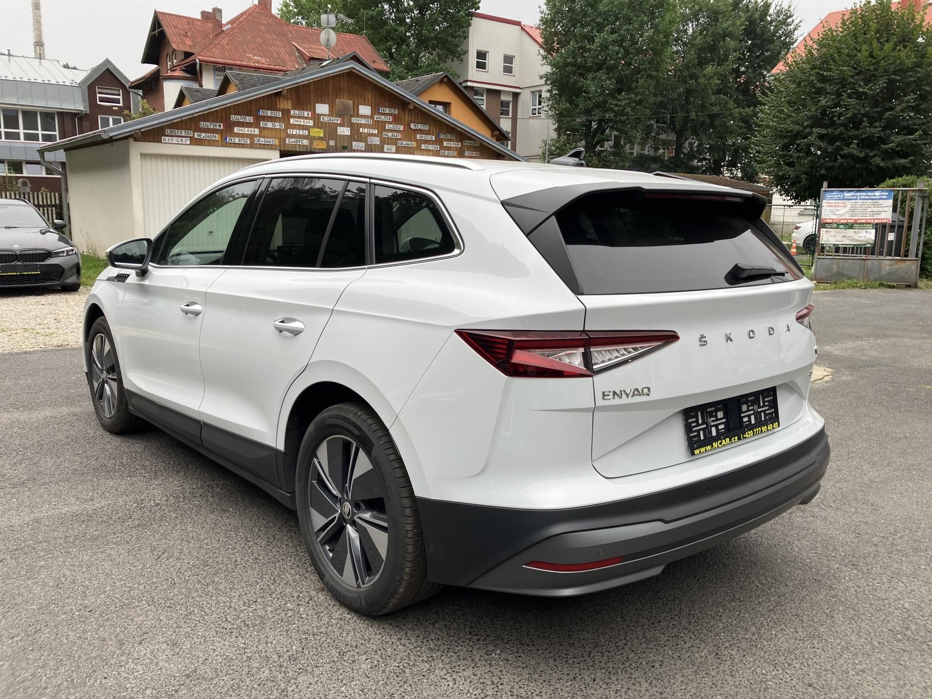 Škoda Enyaq, iV 80 LOFT 15kw TZ SOH 96% - fotka 2