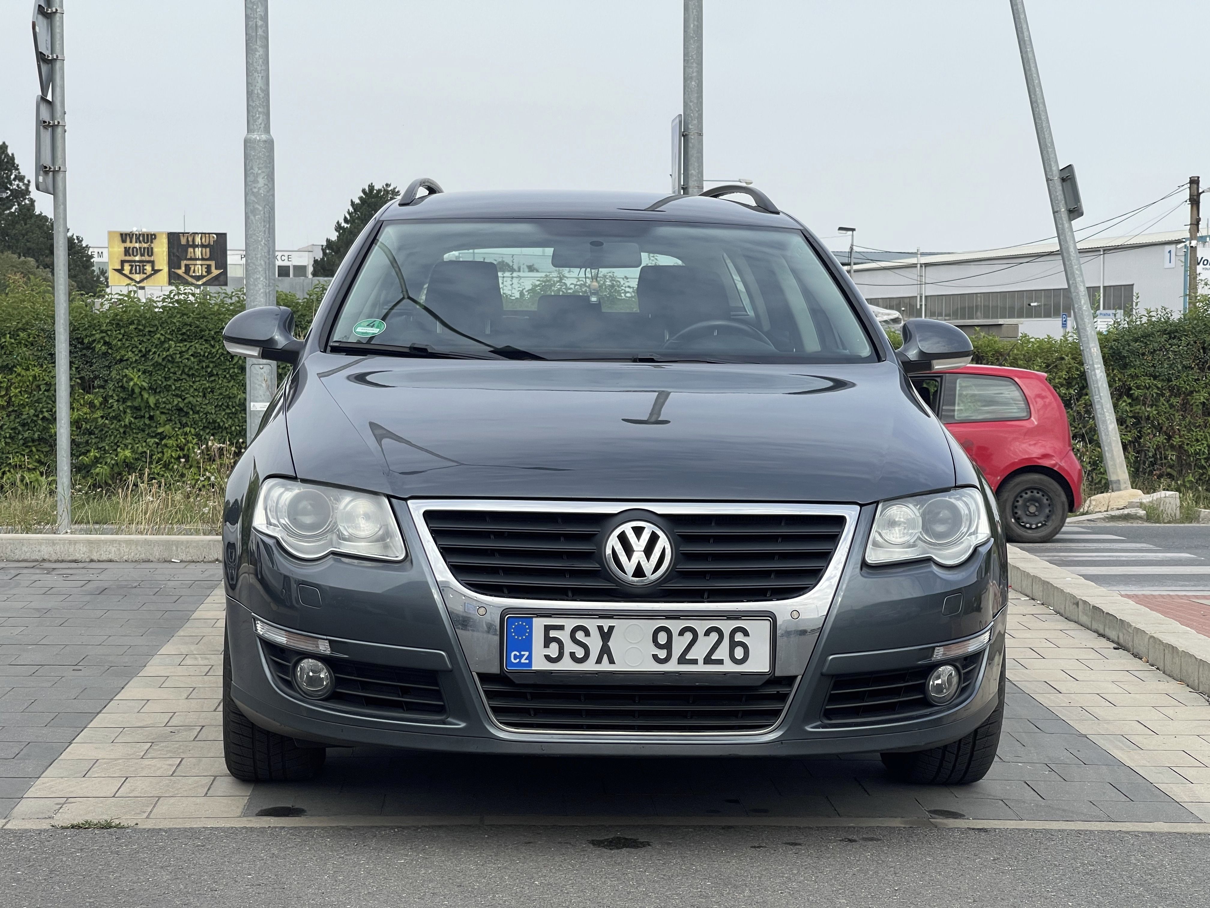 Volkswagen Passat Variant, Combi 2.0 TDI, tažné - fotka 3
