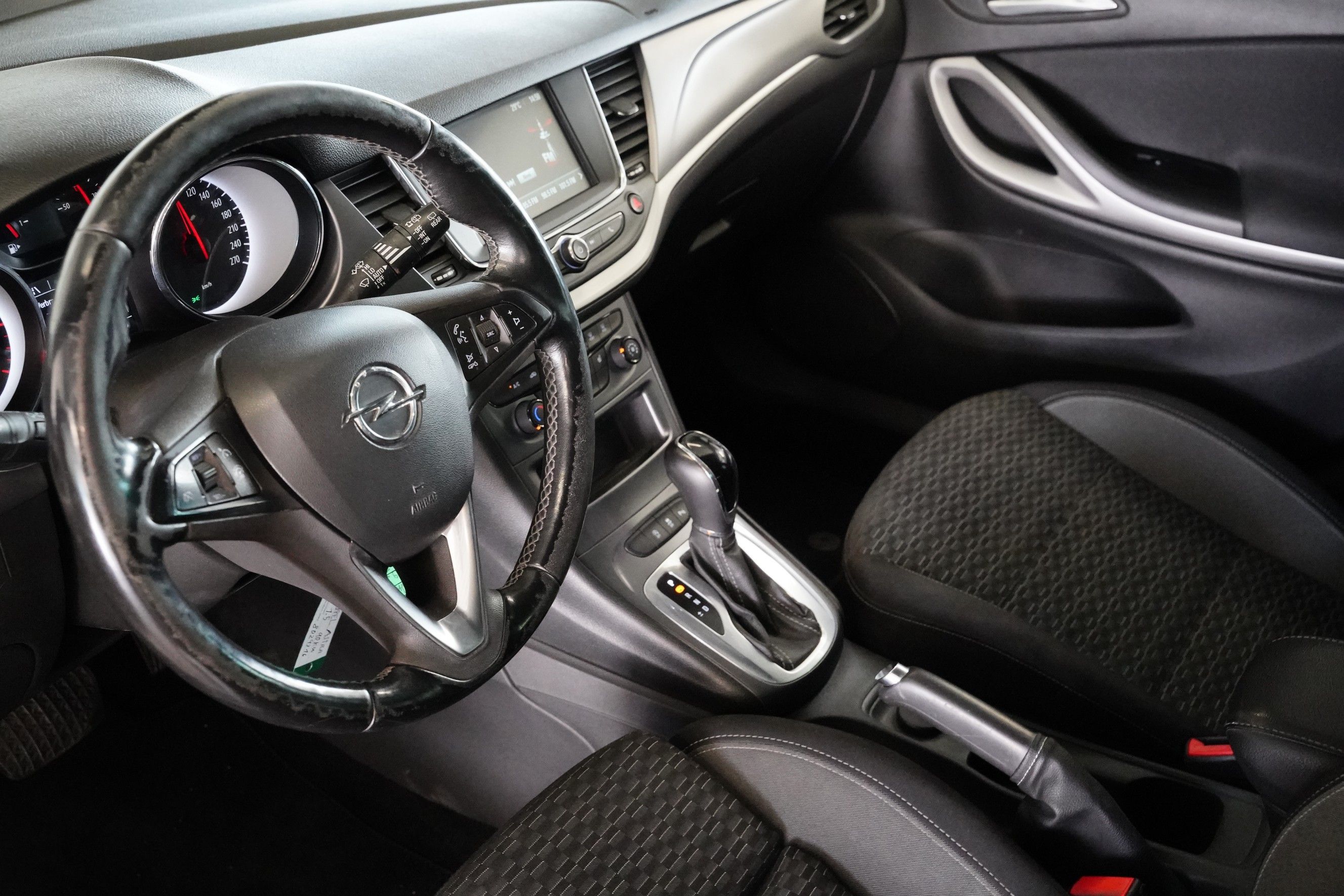 Opel Astra, 1.5 CDTI 90 kW Edition - fotka 5