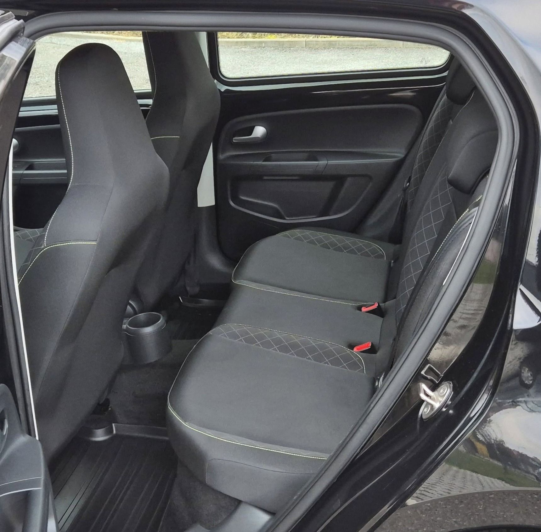 Škoda Citigo, e iV Style 1Maj servisní kniha - fotka 5