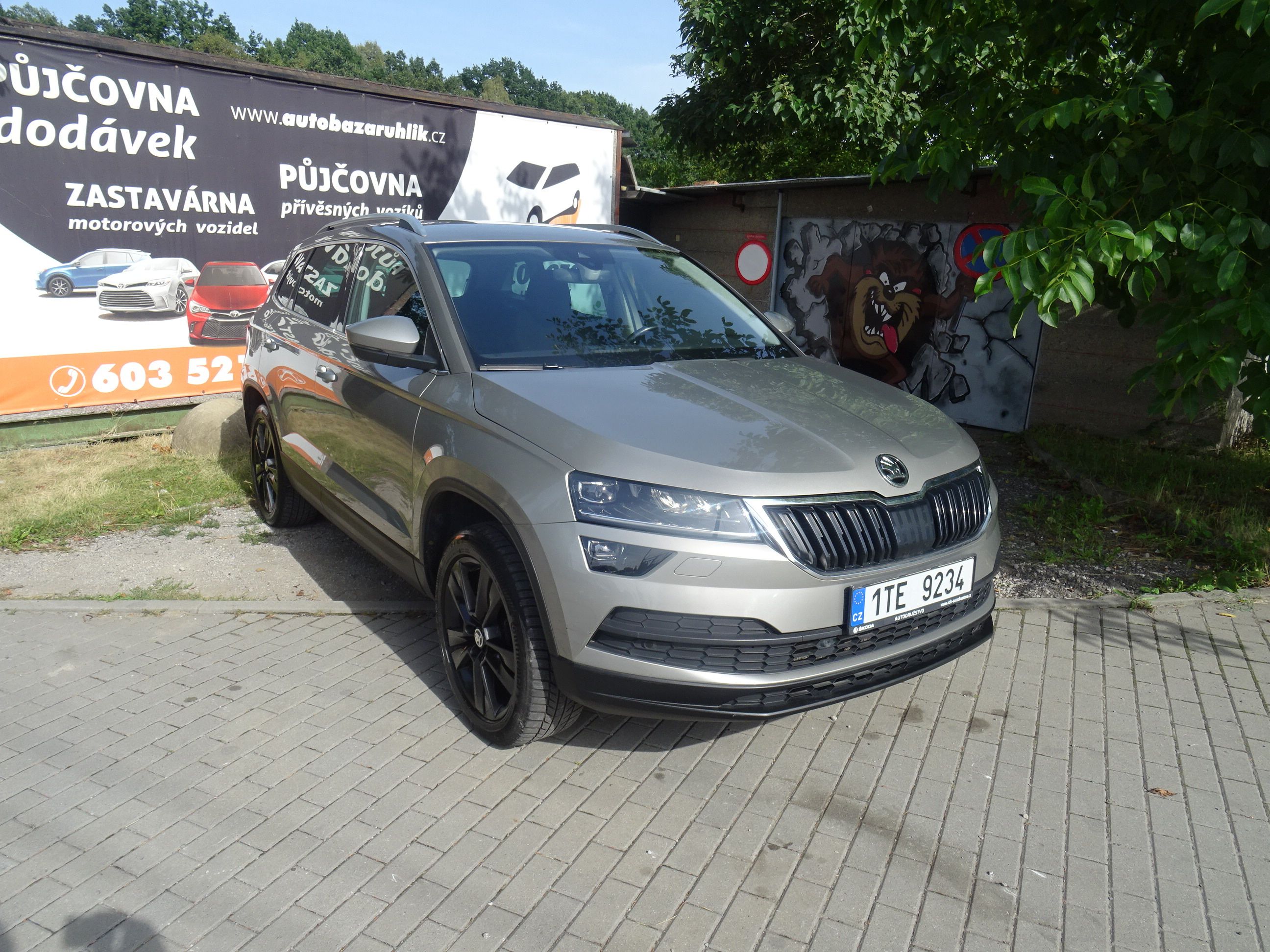 Škoda Karoq, 2.0 tdi 4x4 dsg - fotka 2