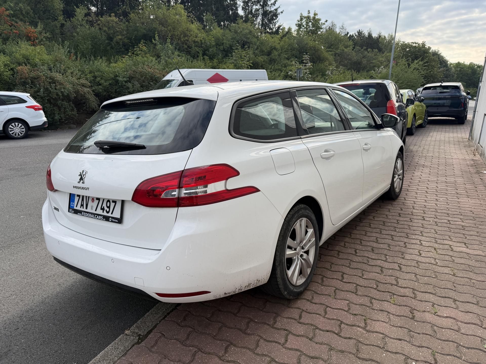 Peugeot 308, SW ACTIVE 1.2 PureTech 110 MAN - fotka 4