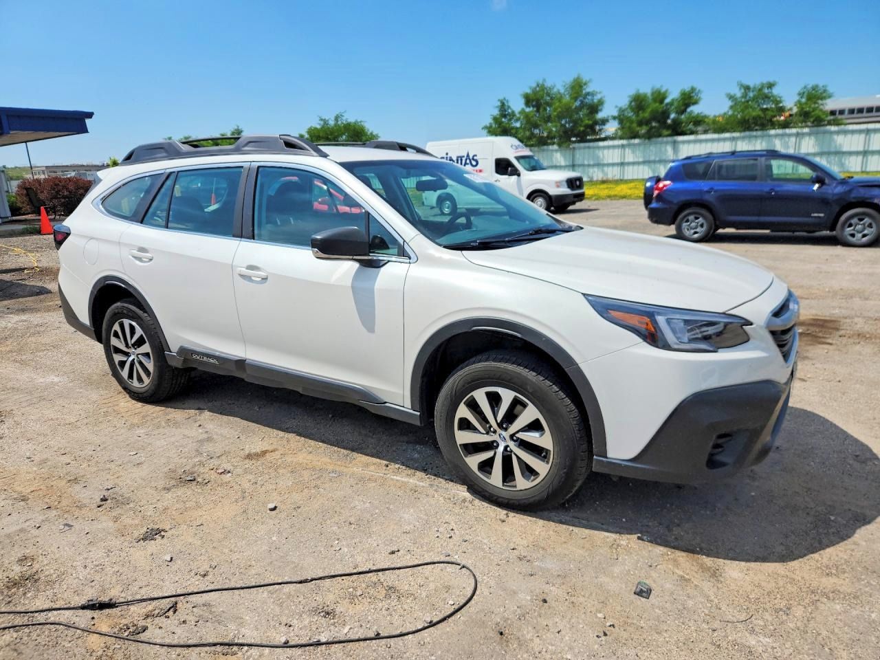 Subaru Outback, Auto na cestě - fotka 2