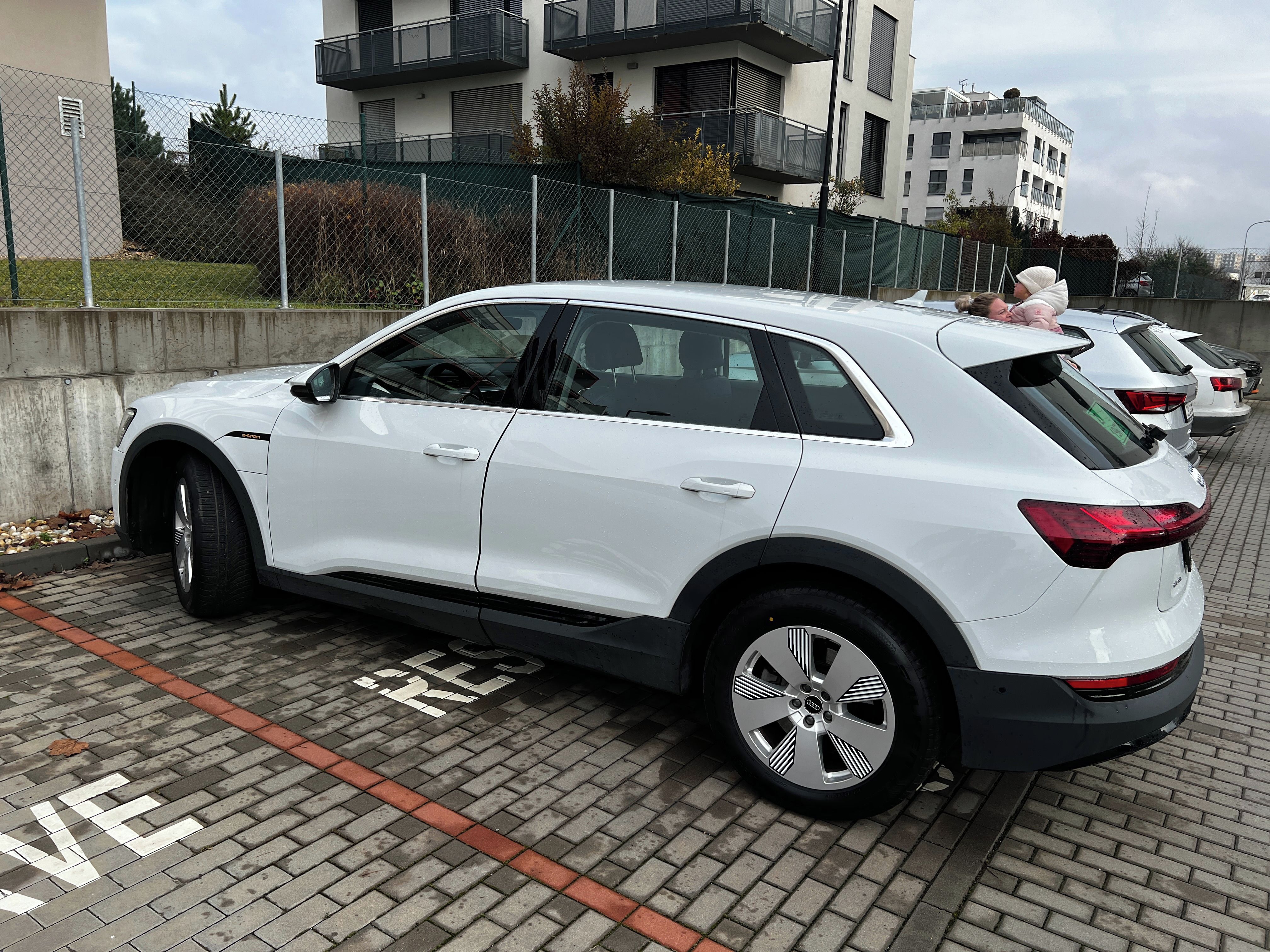 Audi e-tron, AUDI E-Tron - fotka 2