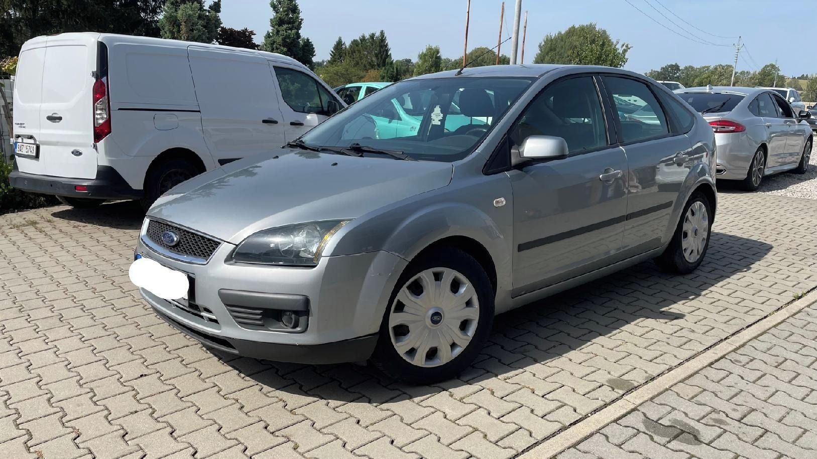 Ford Focus, 1.6 TDCi 66KW // AC // TAŽNÉ / - fotka 2
