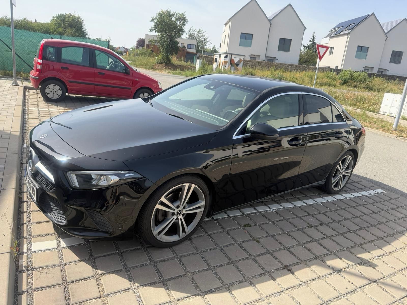 Mercedes-Benz Třídy A, Mercedes-Benz A 200, AUTOMAT - fotka 2