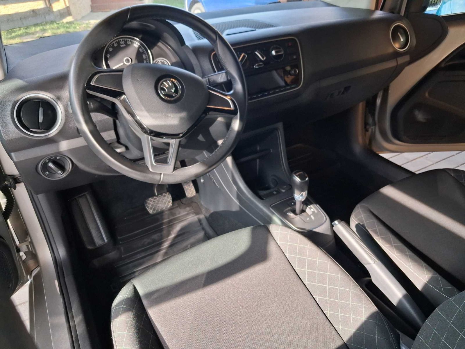 Škoda Citigo, 1.0 MPI, Ambition, Automat - fotka 3