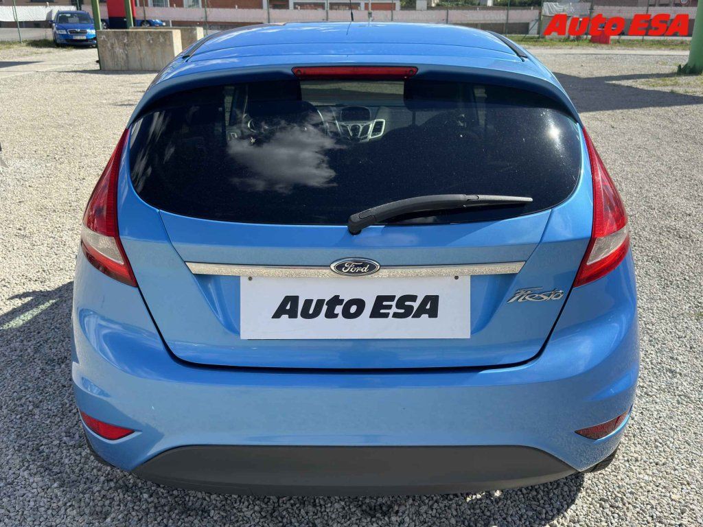 Ford Fiesta, 1.6 TDCI - fotka 5