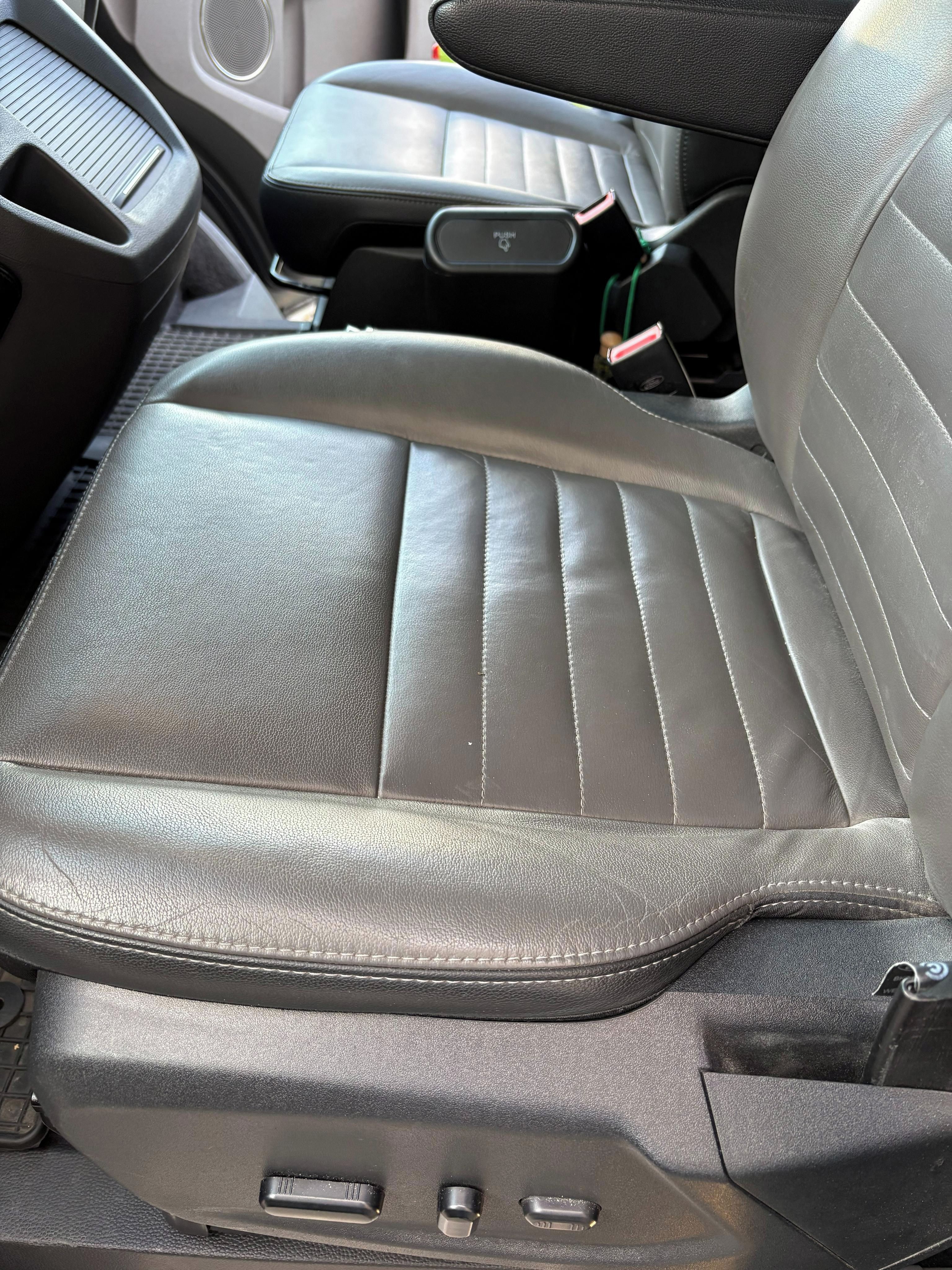 Ford Tourneo Custom - fotka 4
