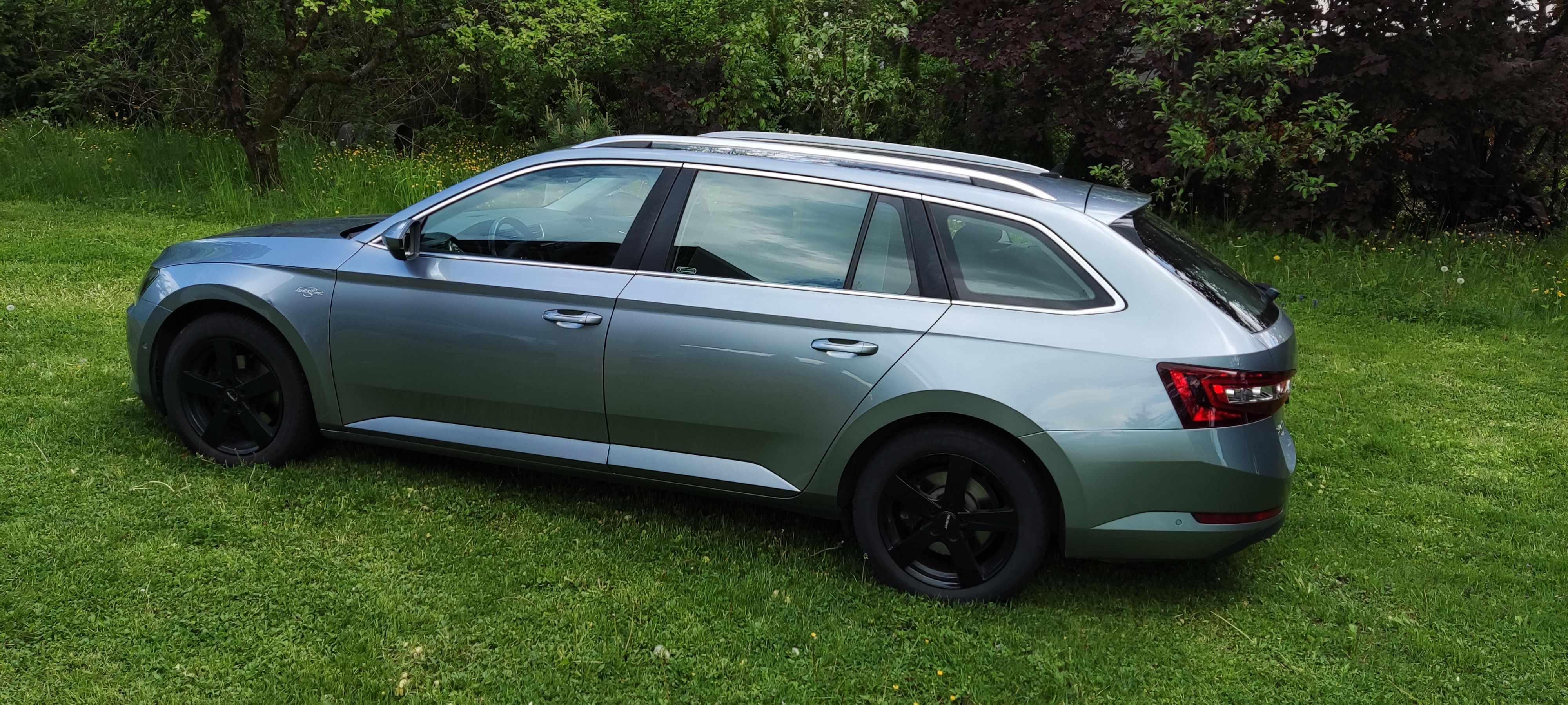 Škoda Superb, I na SPLÁTKY 2.0TDI L&K DSG 4X - fotka 4
