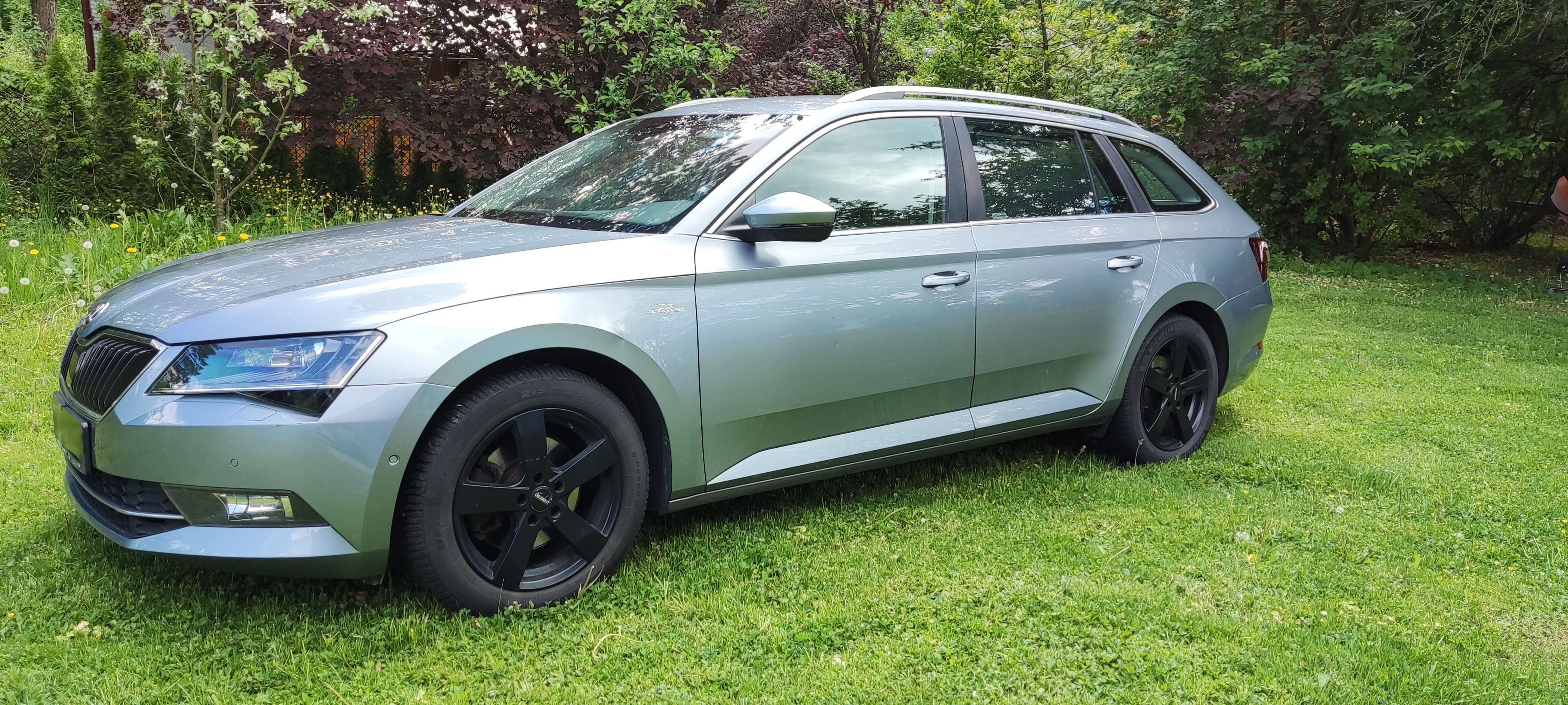 Škoda Superb, I na SPLÁTKY 2.0TDI L&K DSG 4X - fotka 5