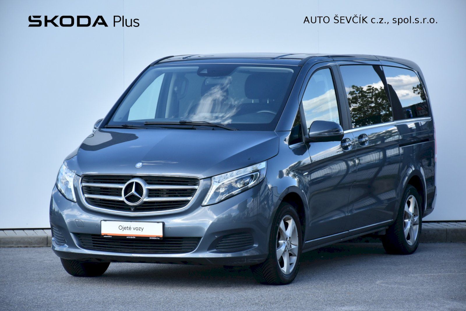 Mercedes-Benz Třídy V, V220d Avantgarde