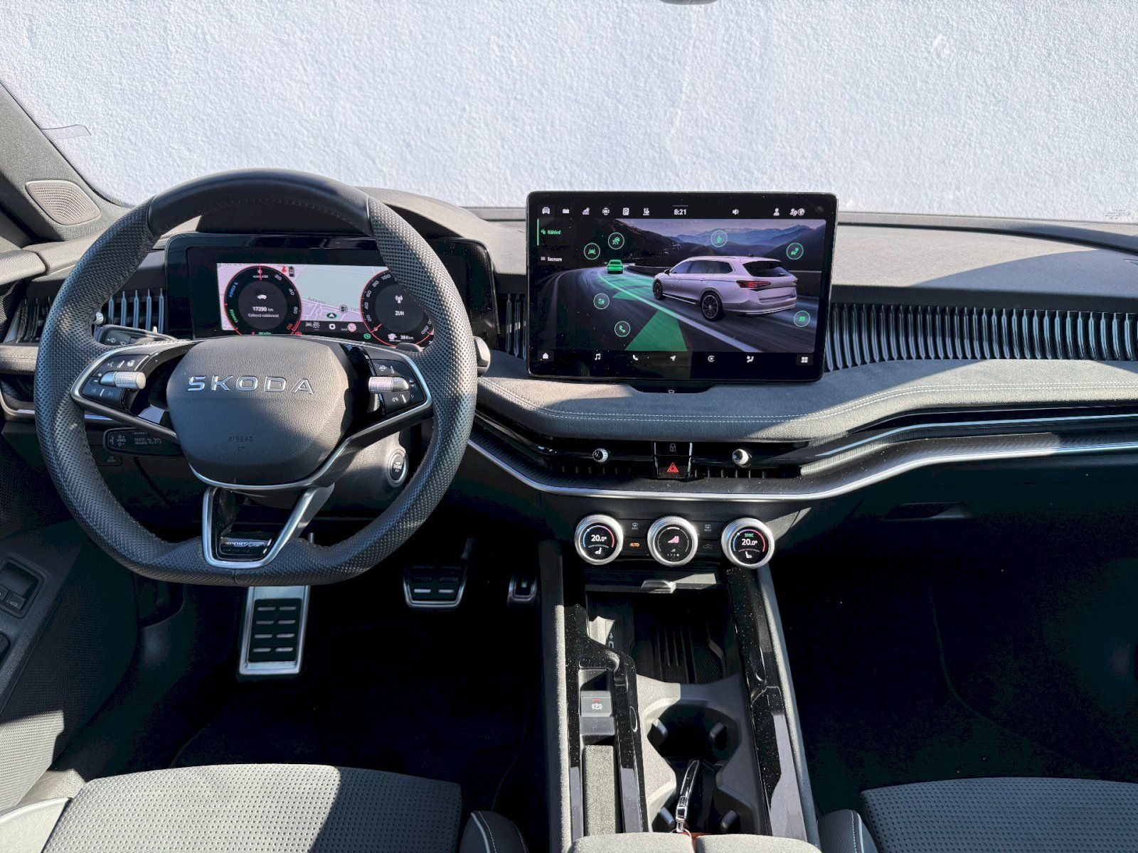 Škoda Superb, Combi SportLine DSG 1.5TSi 150 - fotka 5