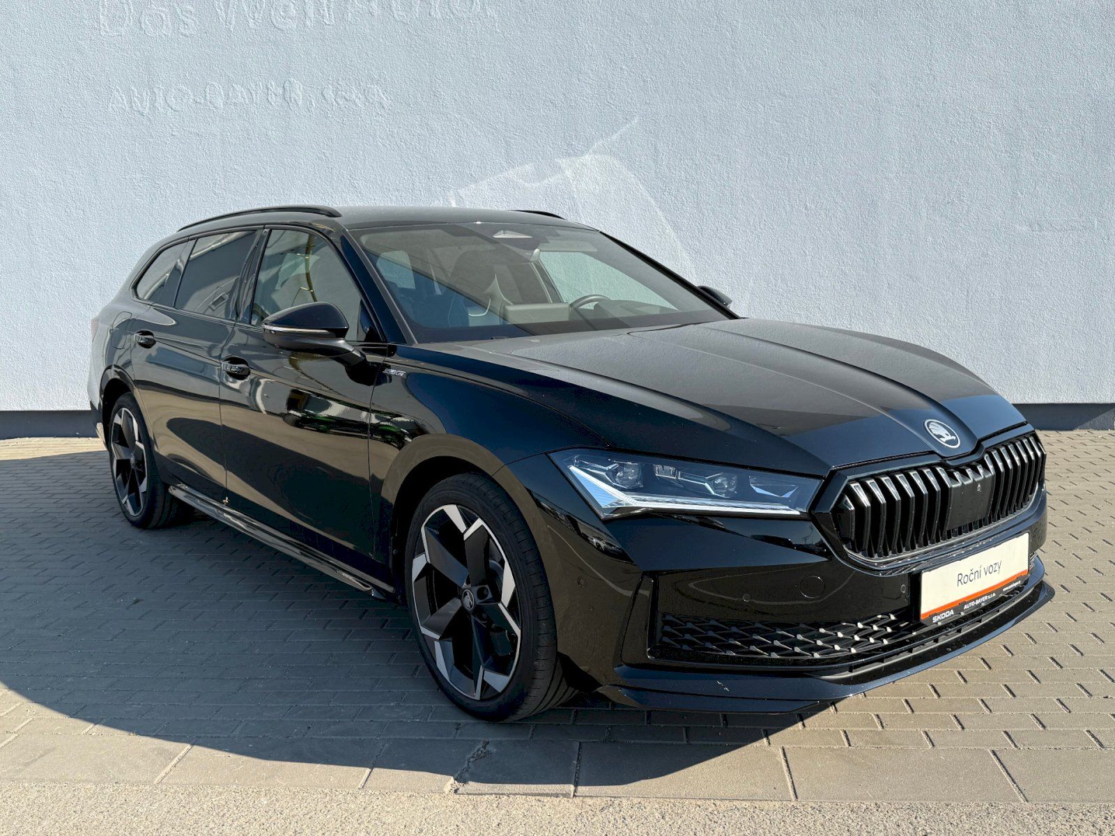 Škoda Superb, Combi SportLine DSG 1.5TSi 150 - fotka 6
