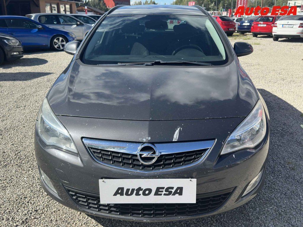 Opel Astra, 1.7 CDTi,2.maj - fotka 2