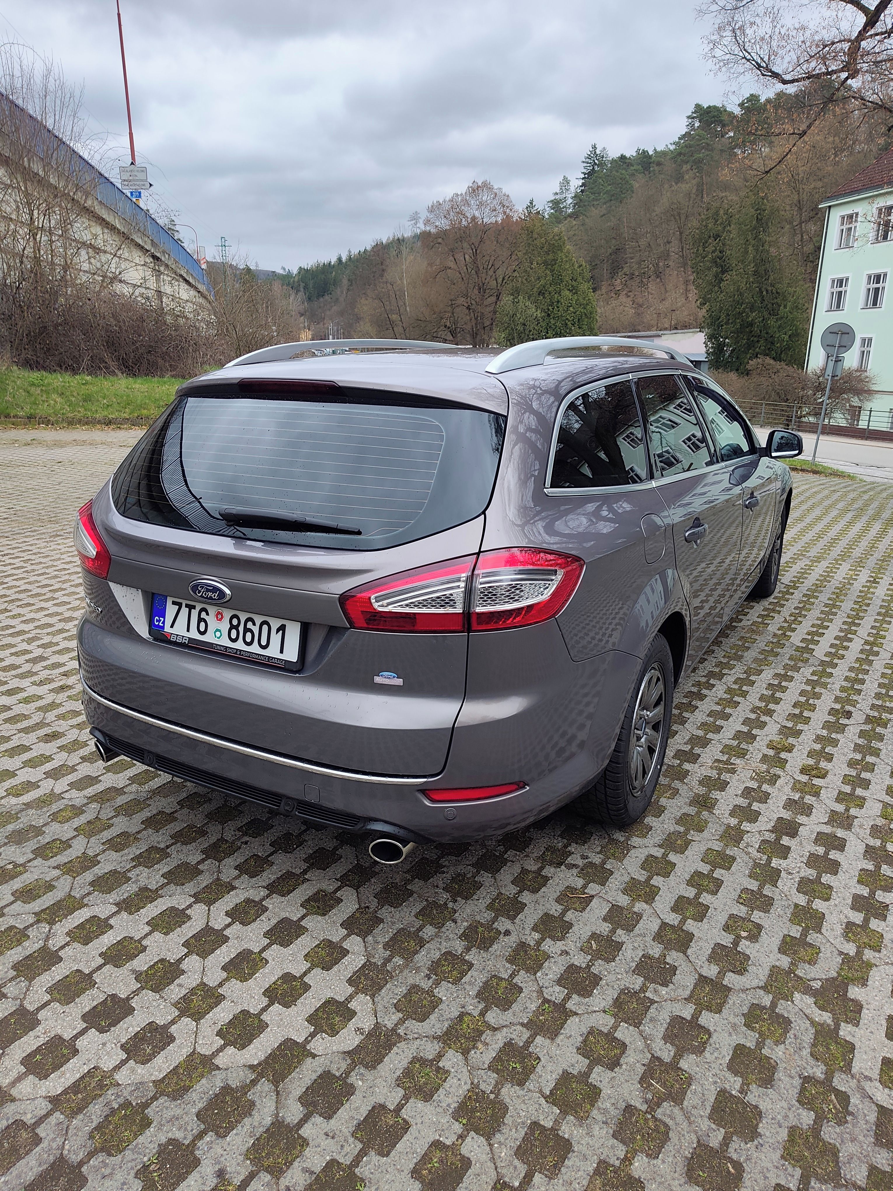 Ford Mondeo, 2.0 Ecoboost SCTi - fotka 4