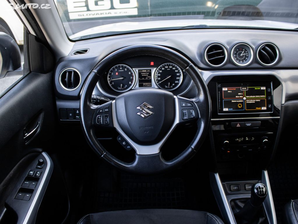 Suzuki Vitara 2015 от Чехия