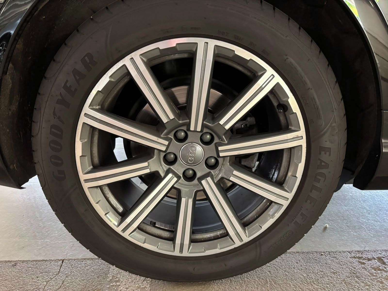 Audi Q7 - fotka 6