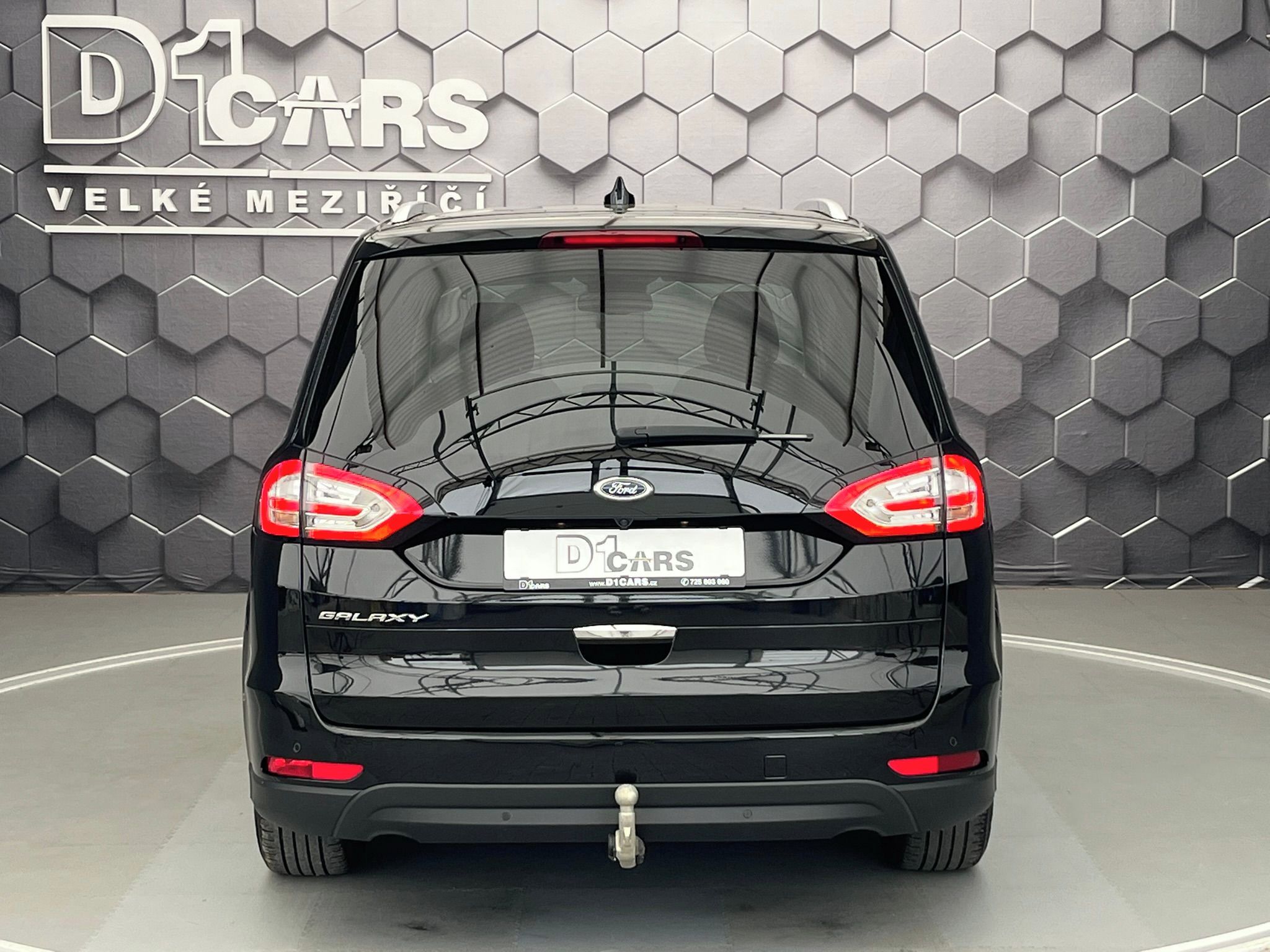 Ford Galaxy, 2.0 EB Titanium manuál nez.top - fotka 3