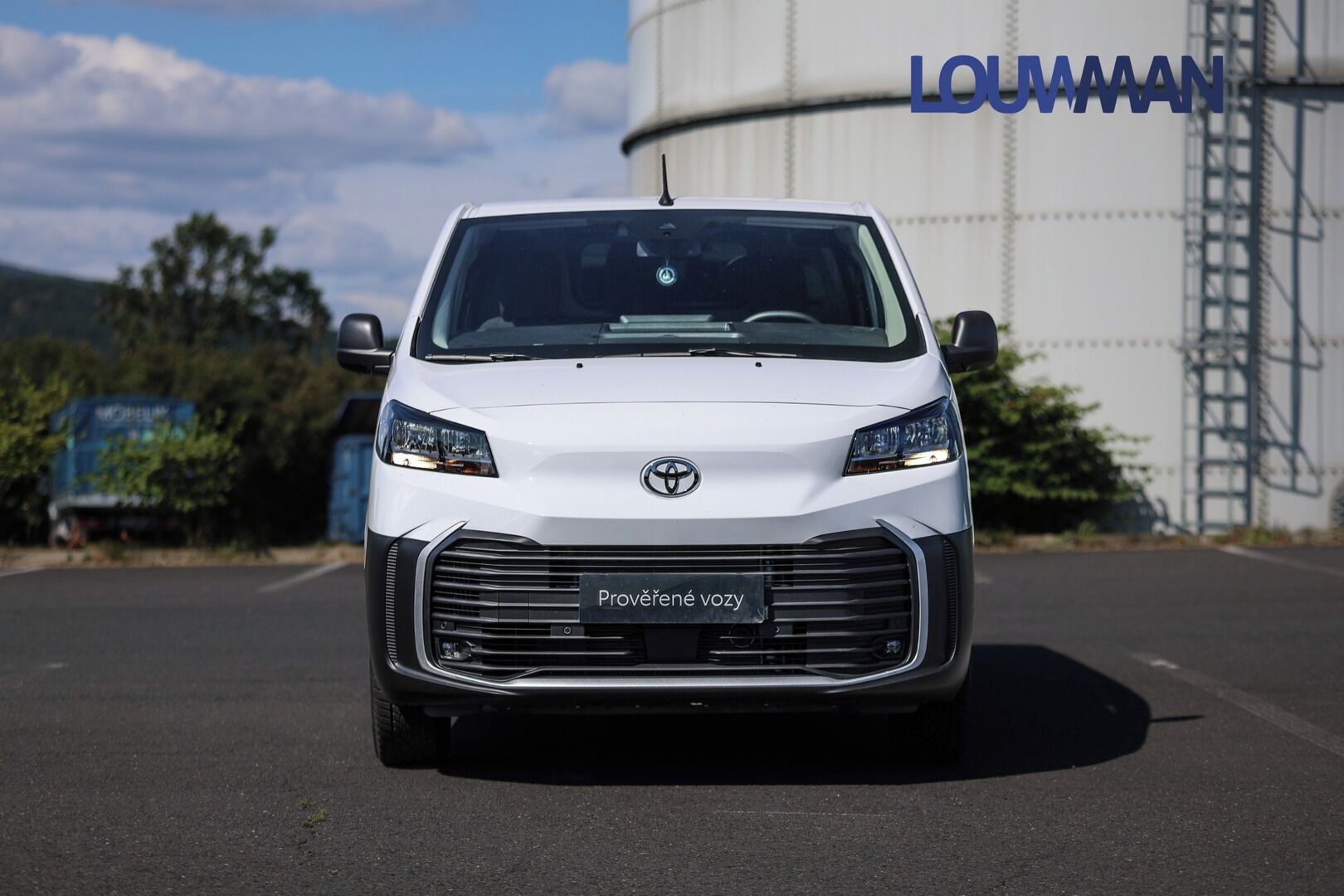 Toyota Proace, L2 - 2.0L Diesel 6 MT Active - fotka 4