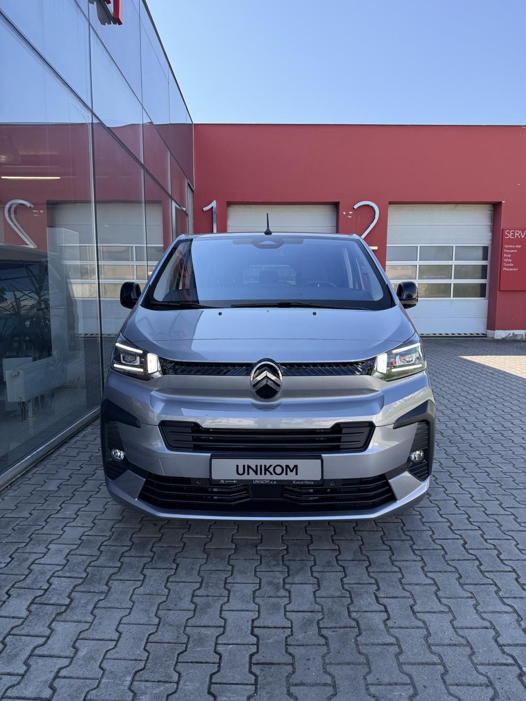 Citroën SpaceTourer, SHINE L3 2.2 BlueHDi 180 S&S E - fotka 2