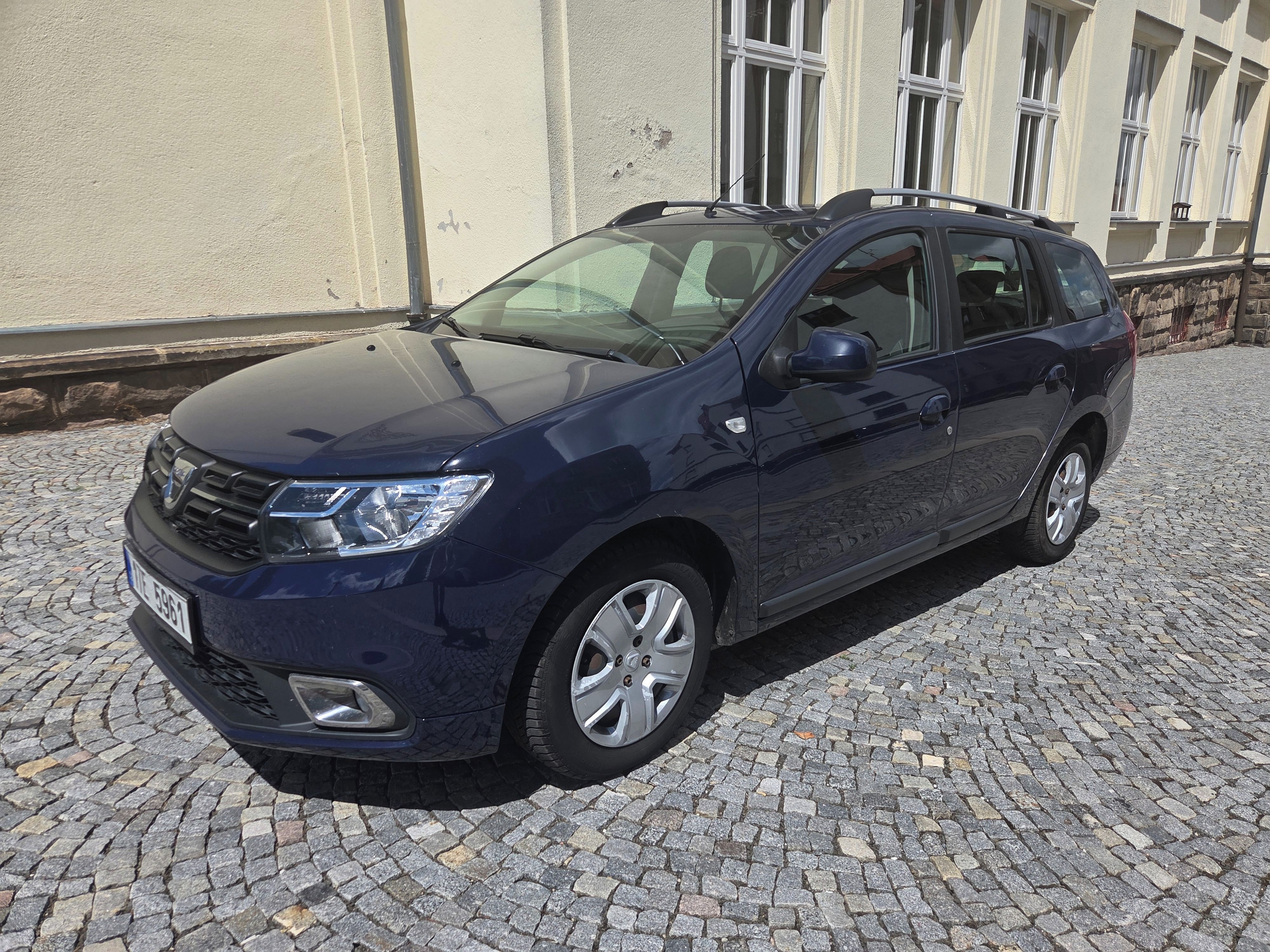 Dacia Logan, Diody, Spotreba 5L, Klima - fotka 6