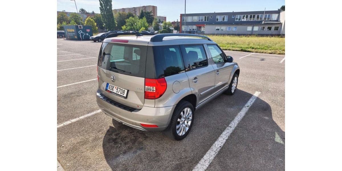 Škoda Yeti, 2.0 TDI 103 kW DSG 4x4 tažné - fotka 6