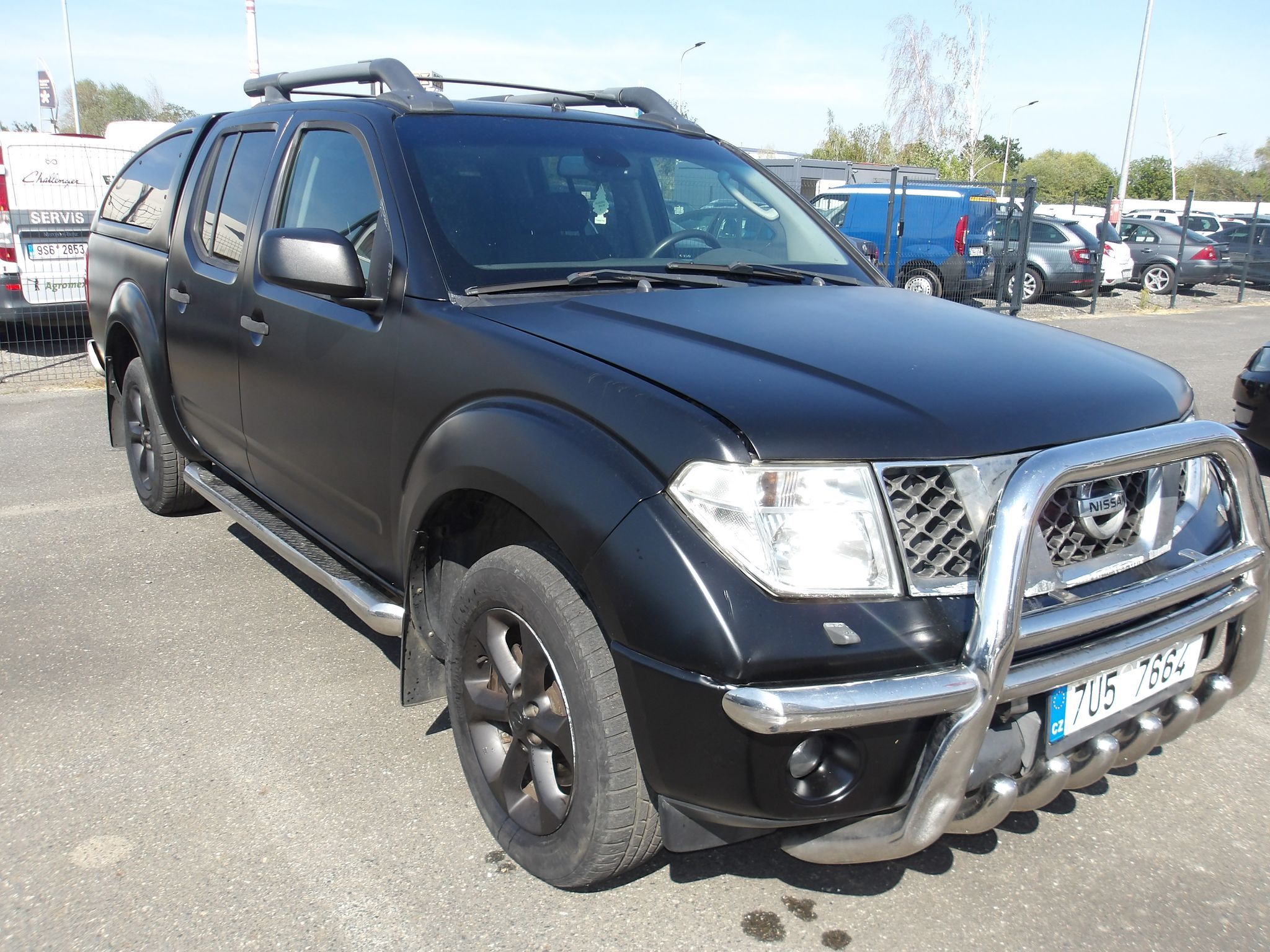 Nissan Navara, 2,5TDCi 4x4 NAJ.200000km ! - fotka 2