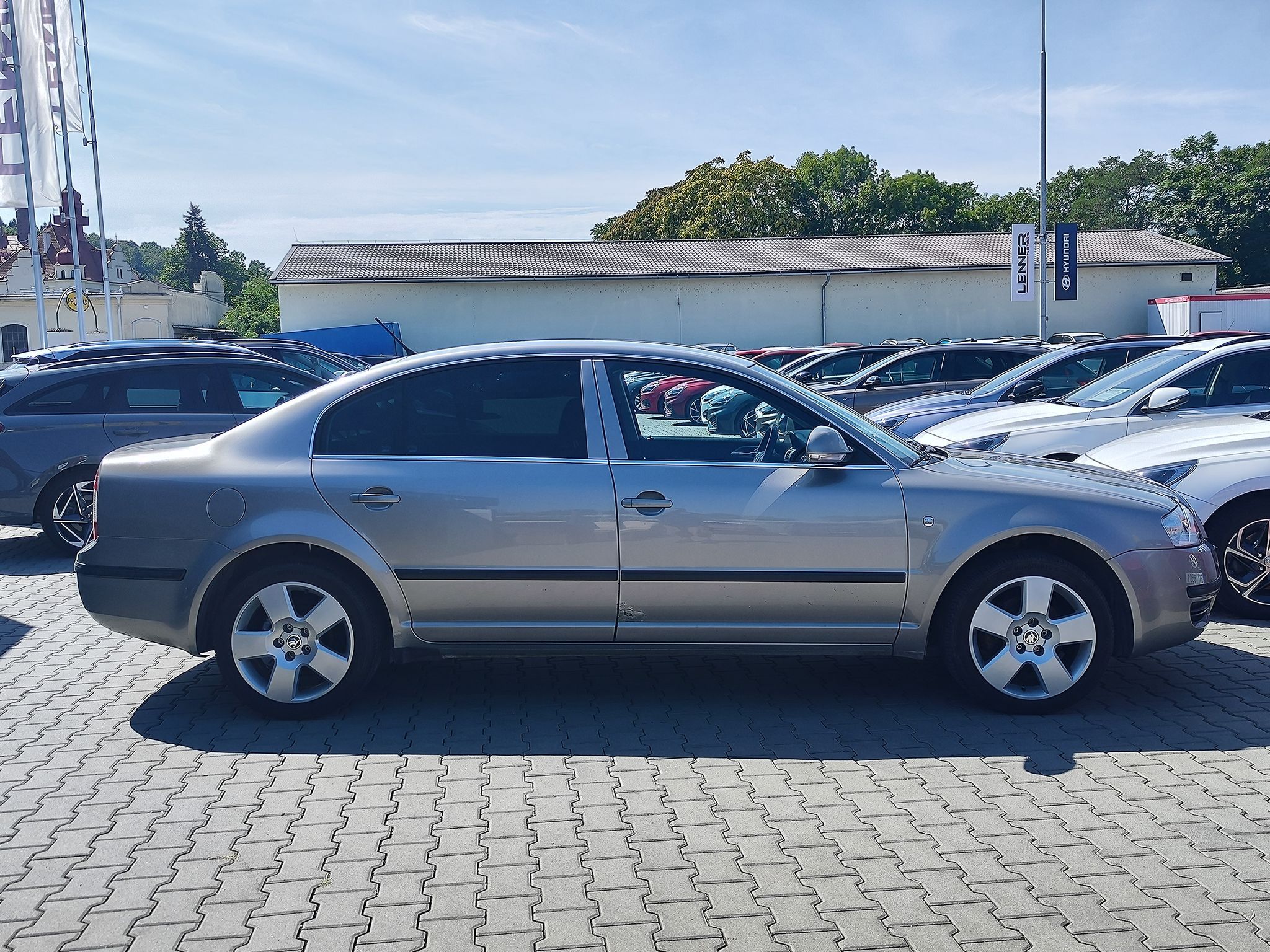 Škoda Superb, 2.0 TDI/103kW Comfort - fotka 4
