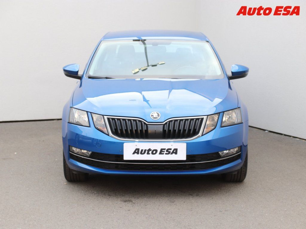 Škoda Octavia, 1.6 TDI - fotka 2