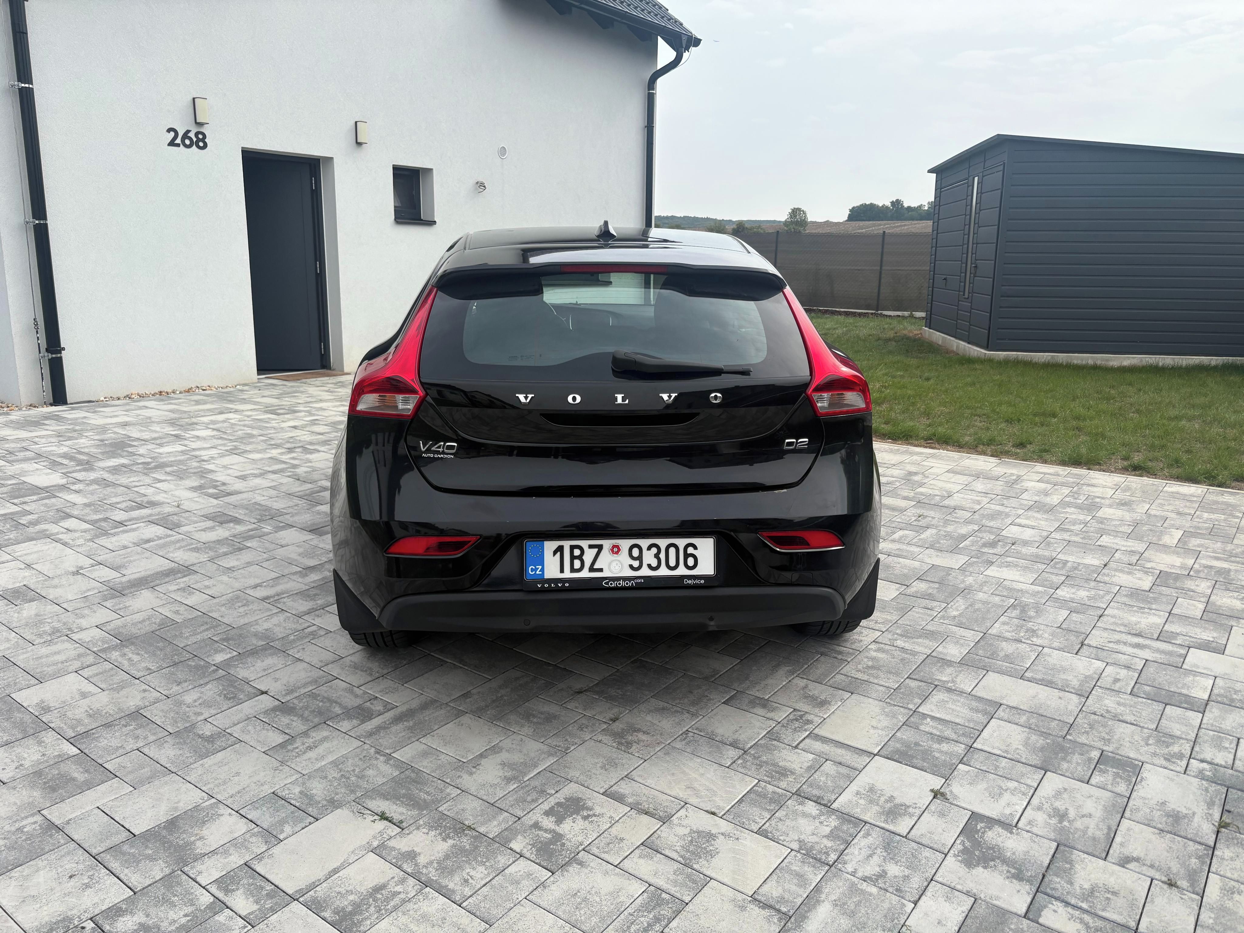 Volvo V40, Volvo V40 1.6D Momentum - fotka 5