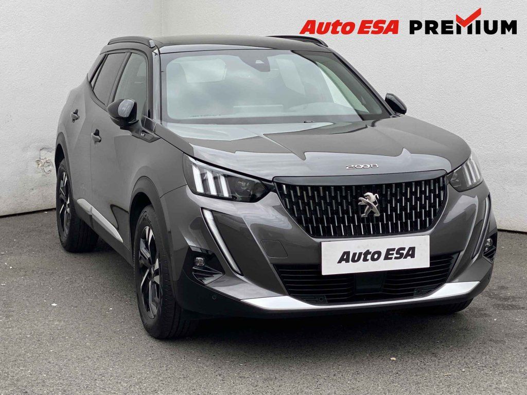 Peugeot 2008, 1.2,navi