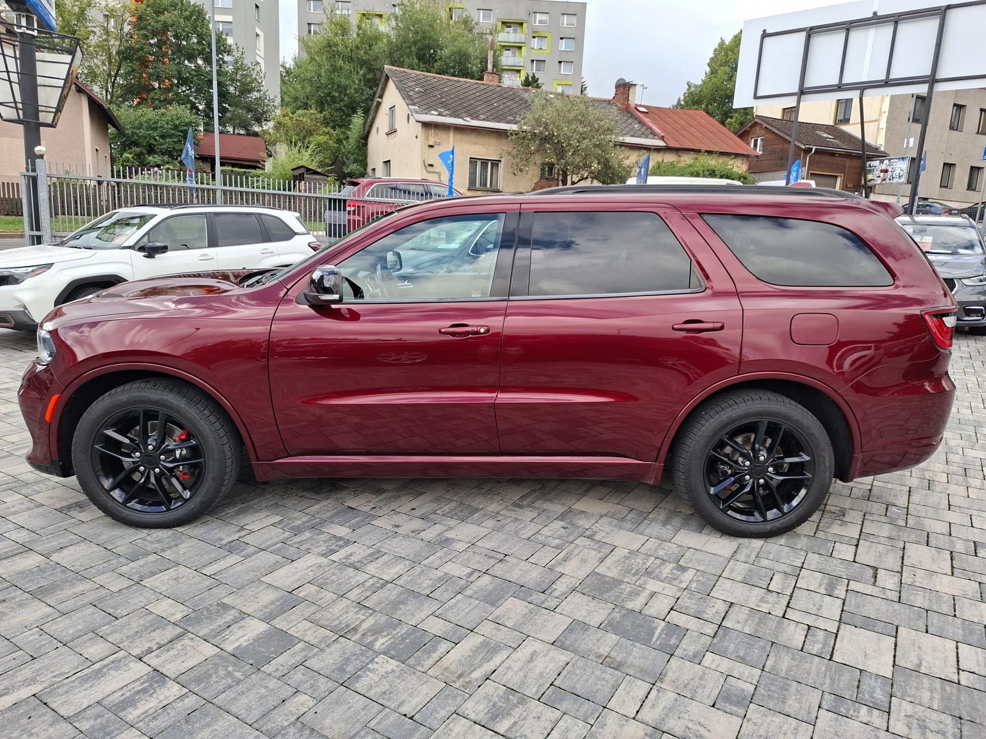 Dodge Durango, 5,7L HEMI 4x4,7míst,tažné,LPG - fotka 4