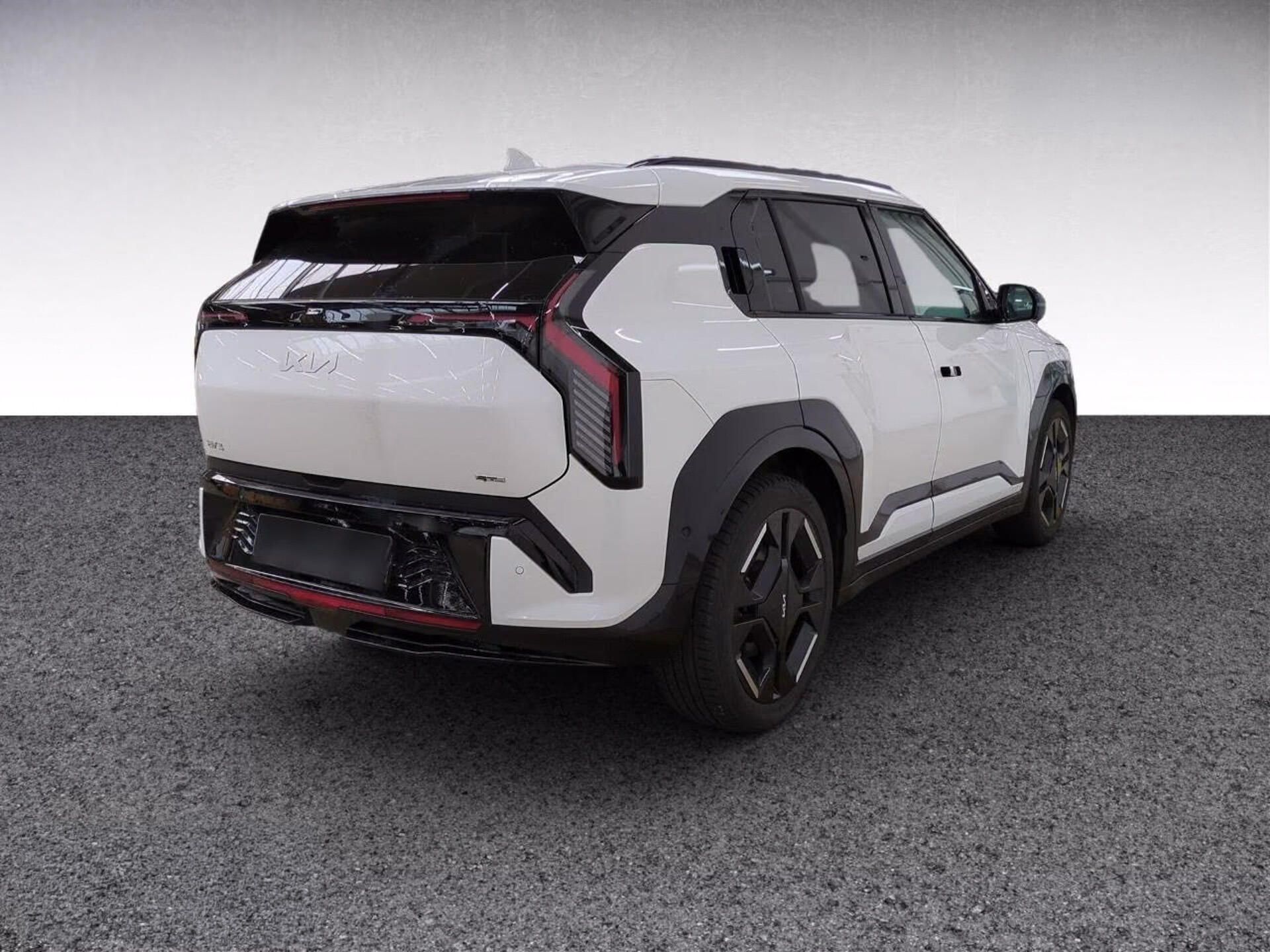 Kia EV3, GT-Line Tech V2L - fotka 4