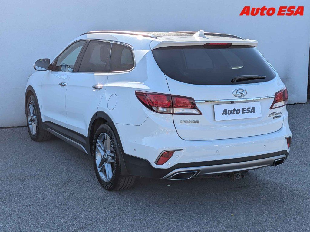Hyundai Santa Fe, 2.2 CRDi 4x4,1.maj,ČR - fotka 4