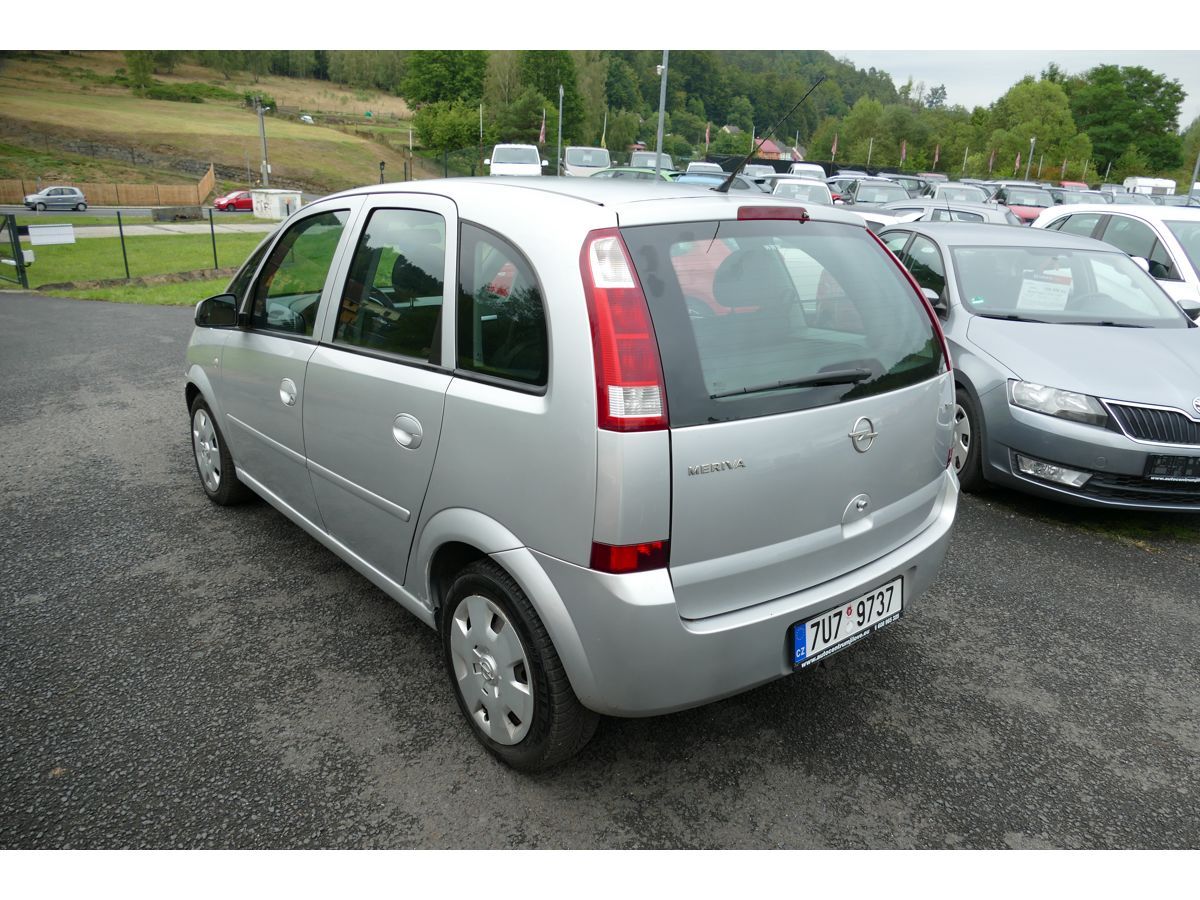 Opel Meriva, 1,6 74KW - fotka 6