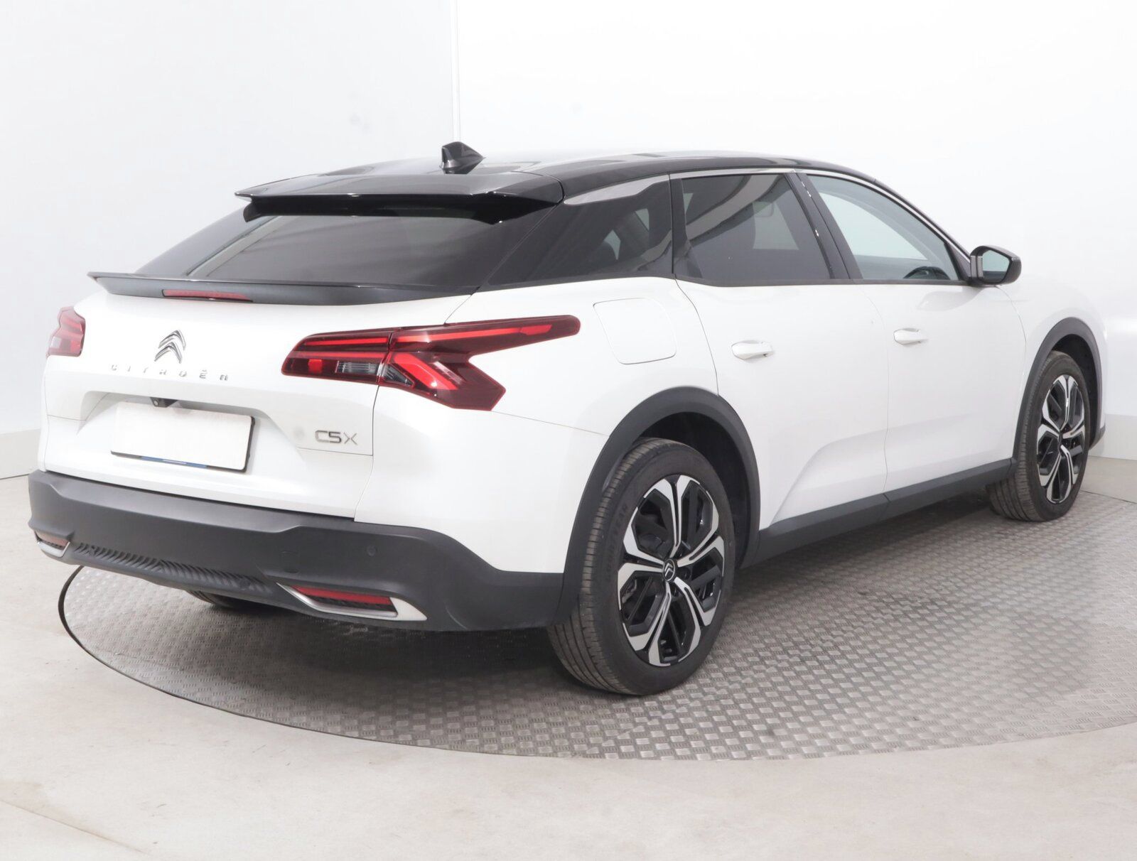 Citroën C5 X, 1.2 PureTech, Automat, Kůže - fotka 5