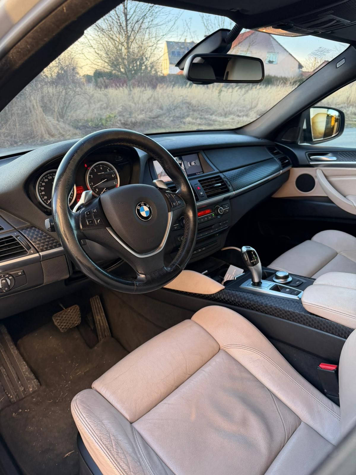 BMW X6 - fotka 3