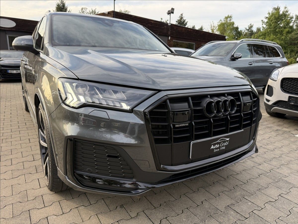 Audi Q7, 50 TDI S-Line Quattro - fotka 6