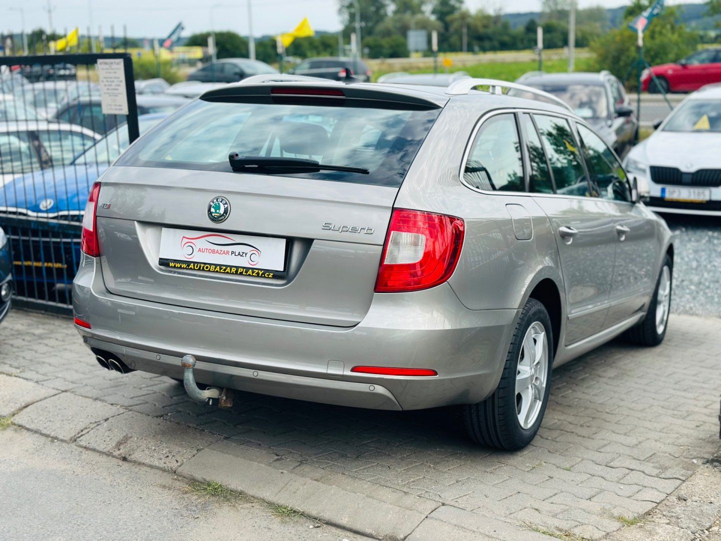 Škoda Superb, 2.0TDi NAVI, XENON,KŮŽE,100%KM - fotka 6