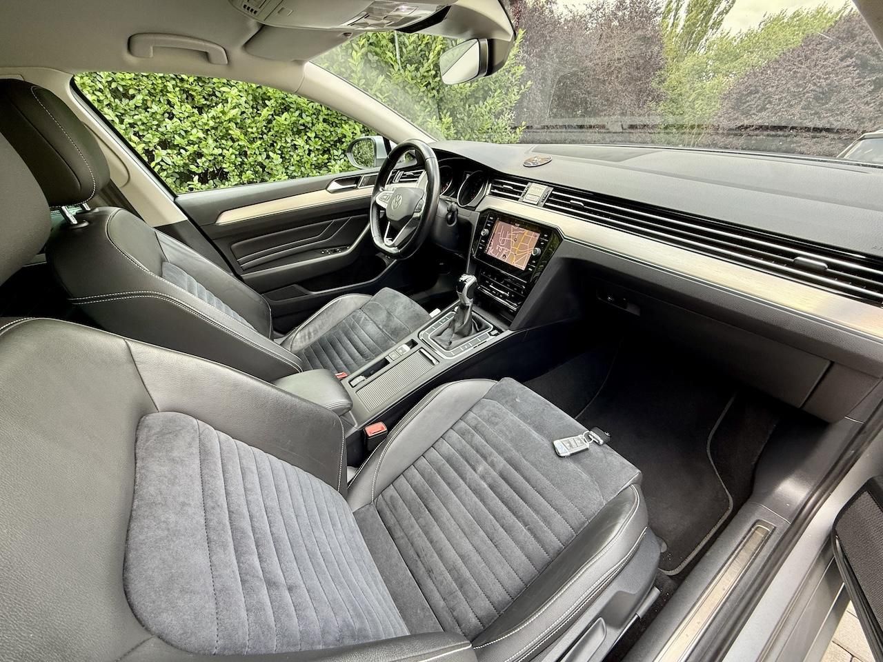 Volkswagen Passat, 2.0Tdi 110kW ELEGANCE ACC TAŽN - fotka 4