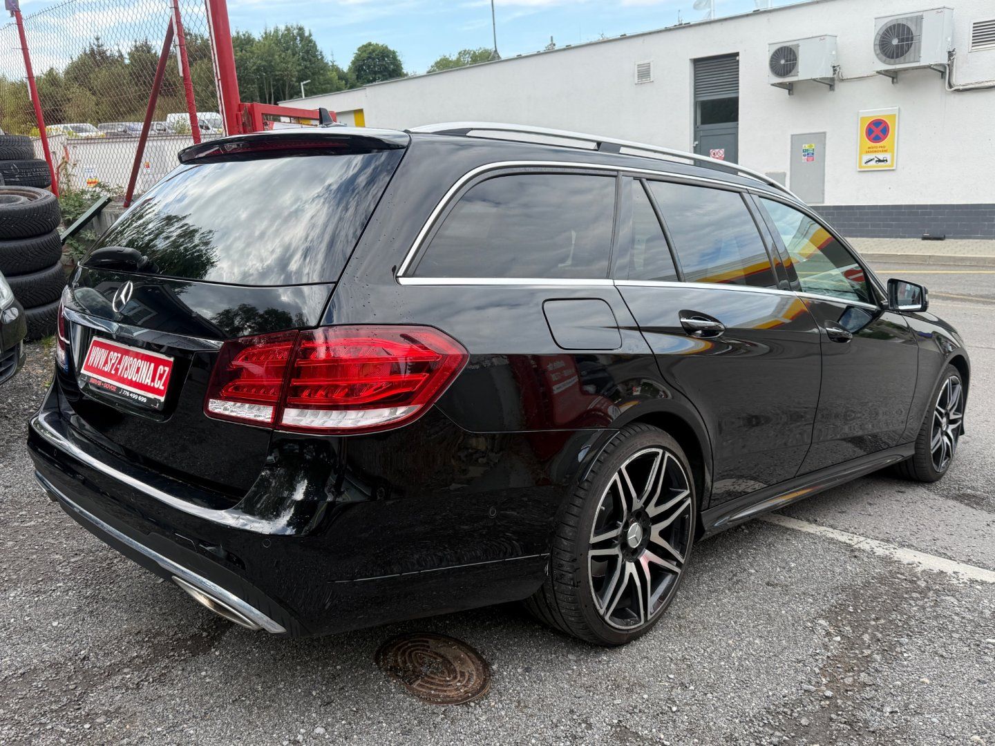 Mercedes-Benz Třídy E, E350CDi 4Matic Designo - fotka 4