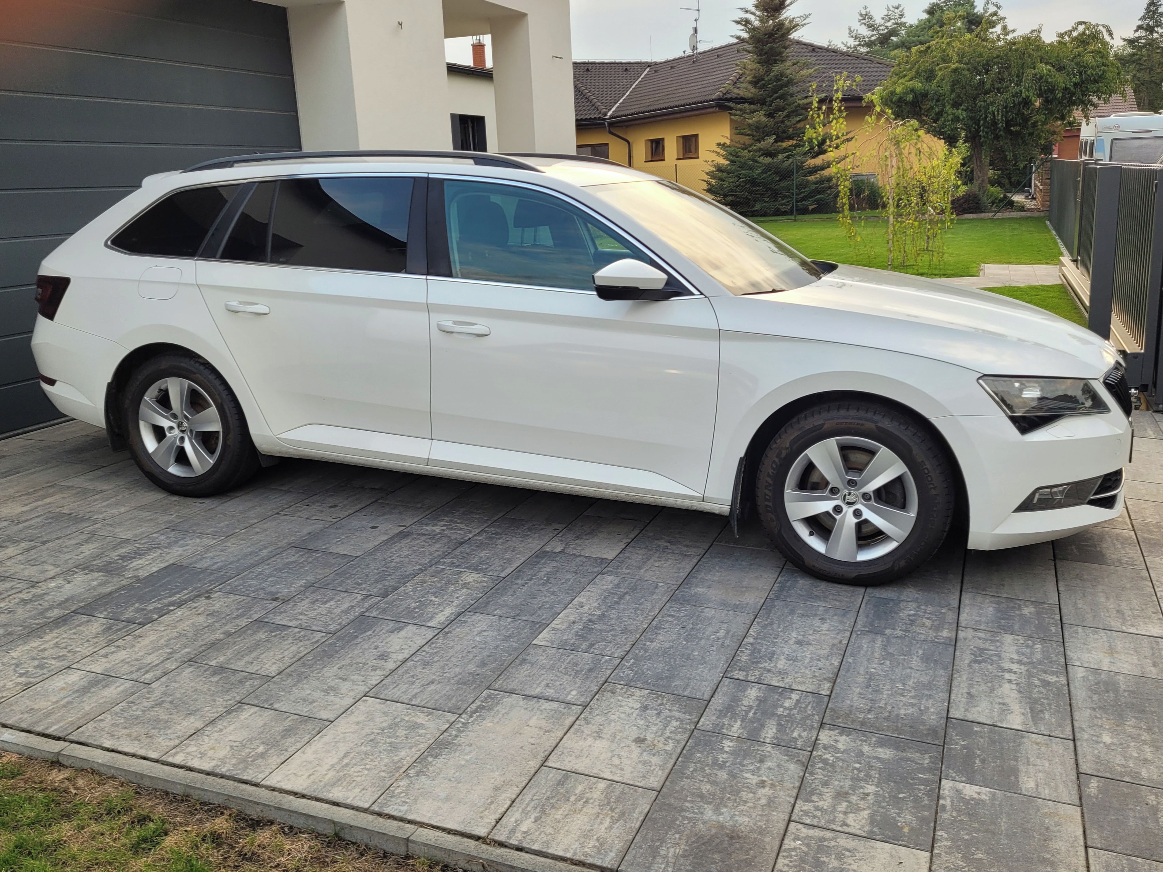 Škoda Superb, 1.4 TSI 110 kW - fotka 3