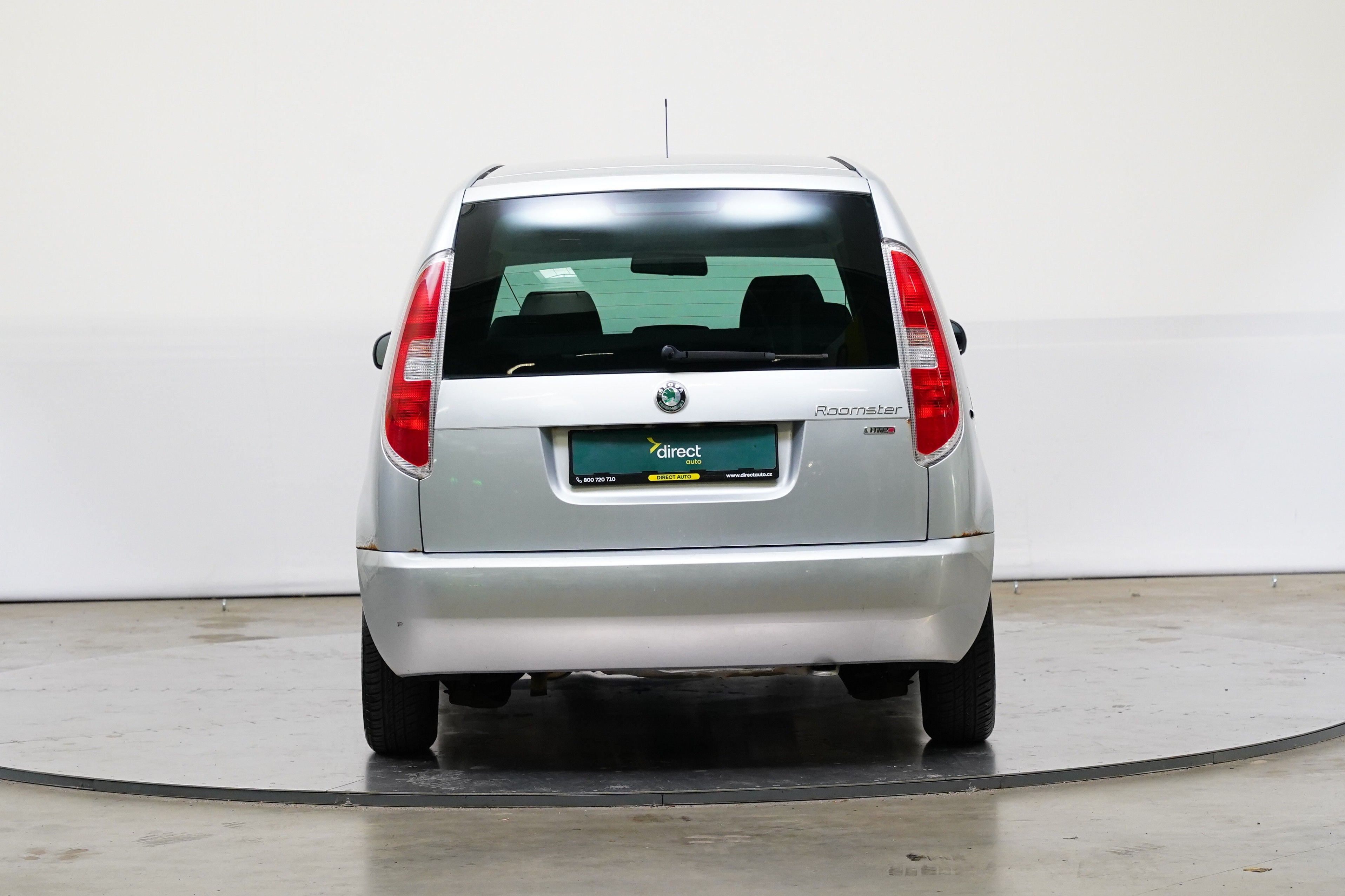 Škoda Roomster, 1.2 HTP 51 kW Active - fotka 6
