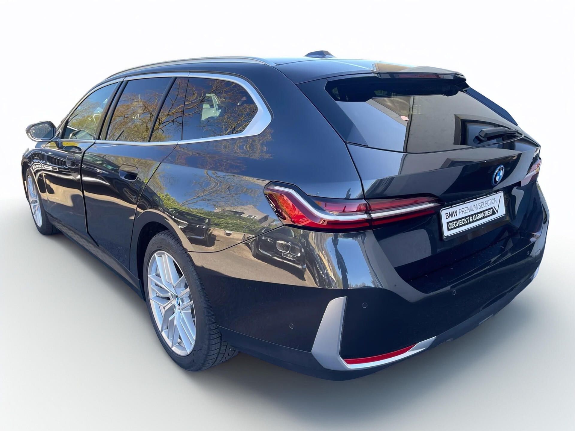 BMW Řada 5, 530e xDrive HuD Venti DAPro - fotka 4