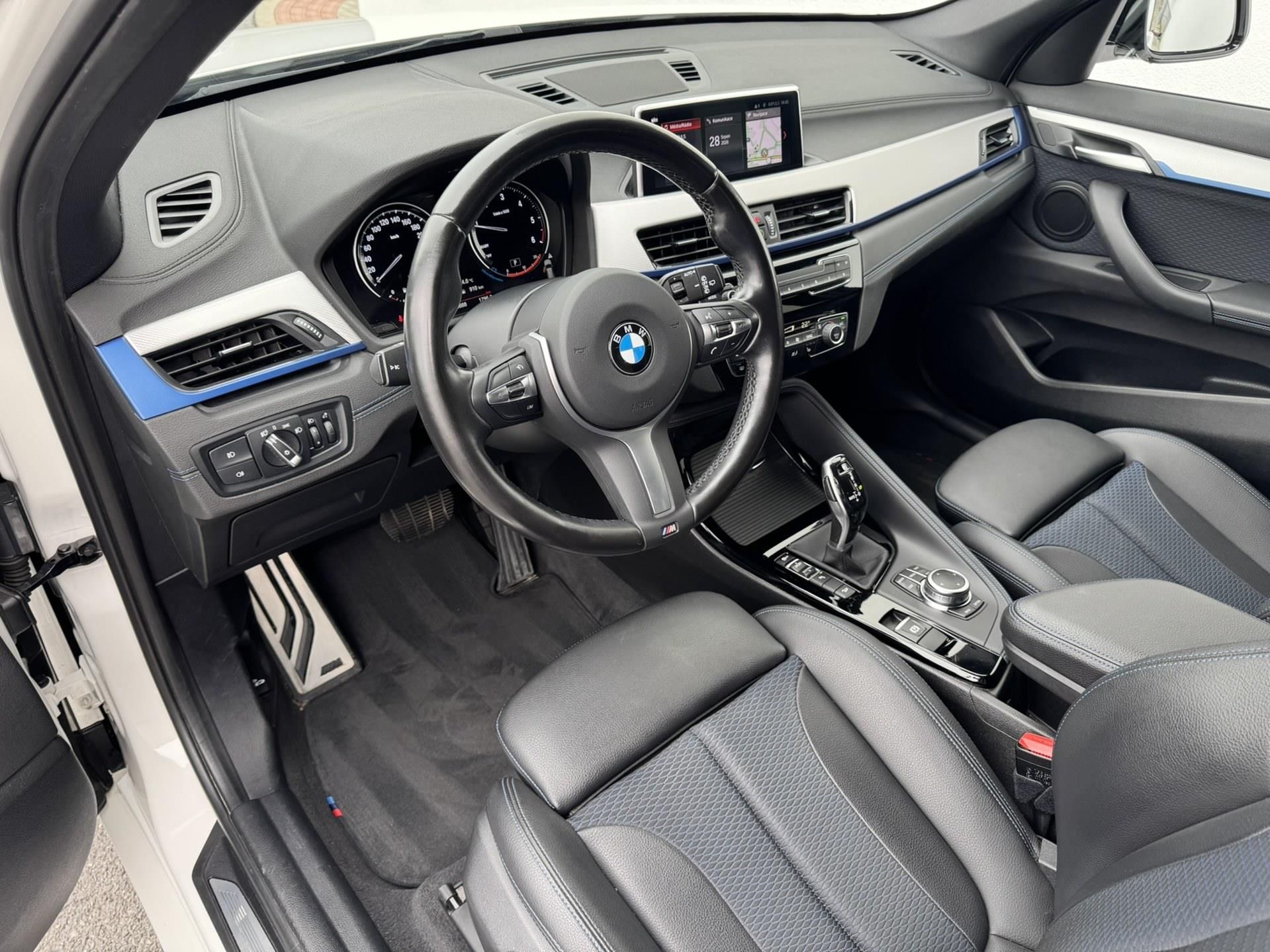 BMW X1, X1 xDrive18d Mpaket - fotka 5